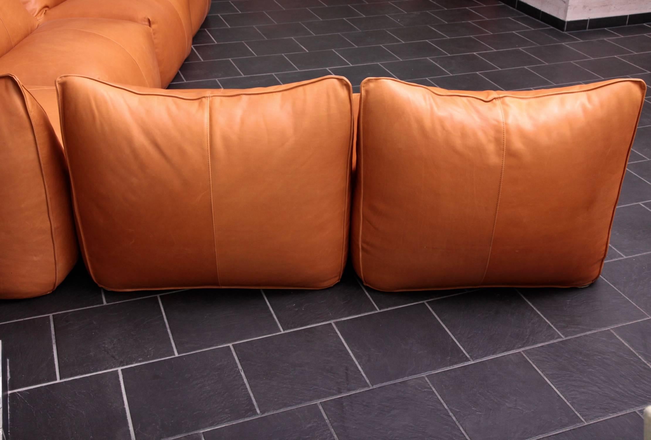 Six Pieces of Sectional Bambole Sofa, Mario Bellini for B&B Italia Tan Leather In Excellent Condition In Berlin, DE