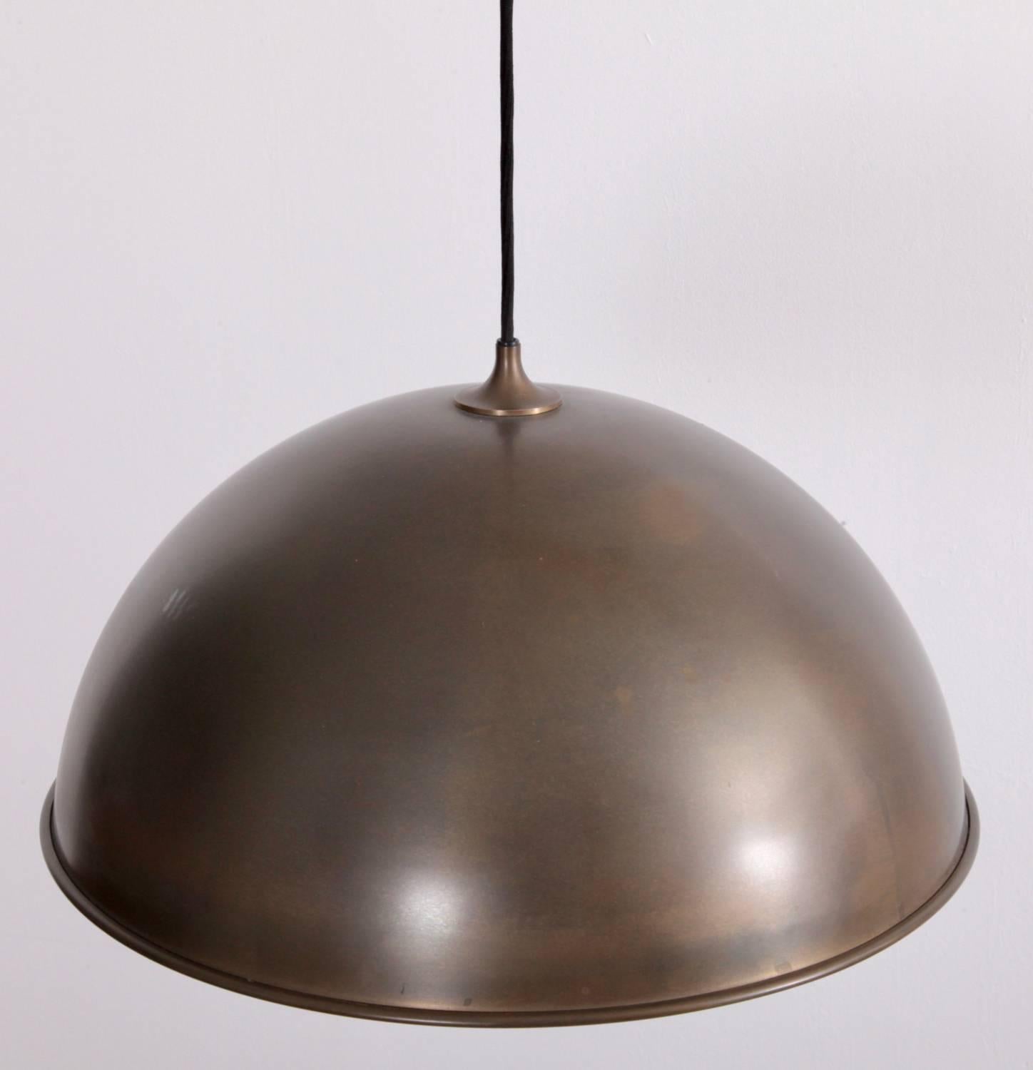 Huge Florian Schulz Posa Counterweight Pendant Lamp with a Great Flat Patina In Excellent Condition In Berlin, DE