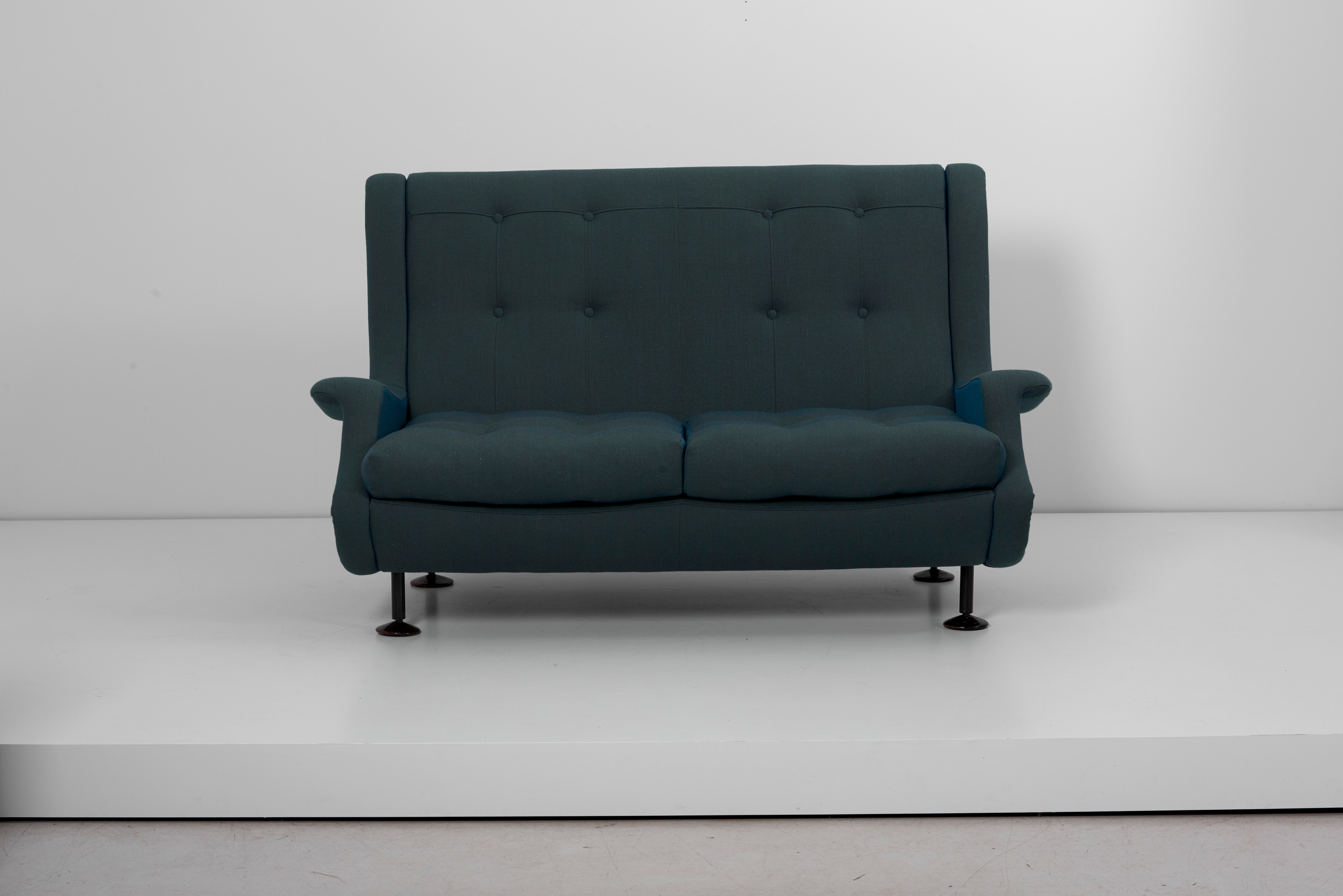 Marco Zanuso Regent settee for Arflex, Italy, 1960s. Early edition Regent Settee designed by Marco Zanuso for Arflex, circa 1960. The piece is on walnut glides with a new upholstery in Kvadrat steelcut fabric. The price is for one settee.
 