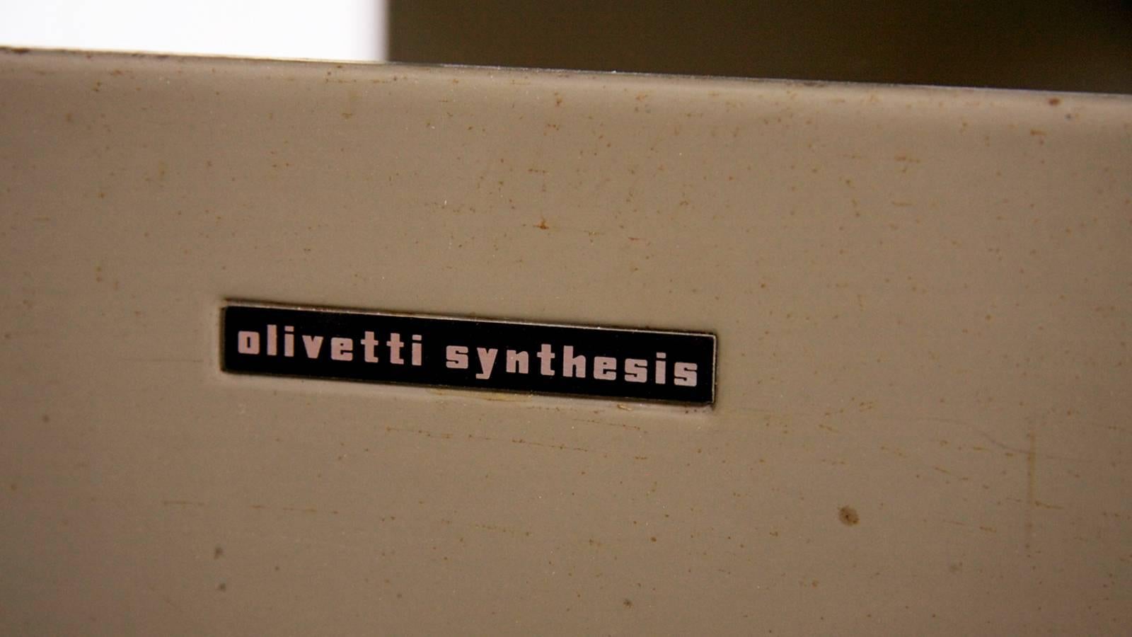 Mid-20th Century Ladies Desk by Olivetti Synthesis in Metal