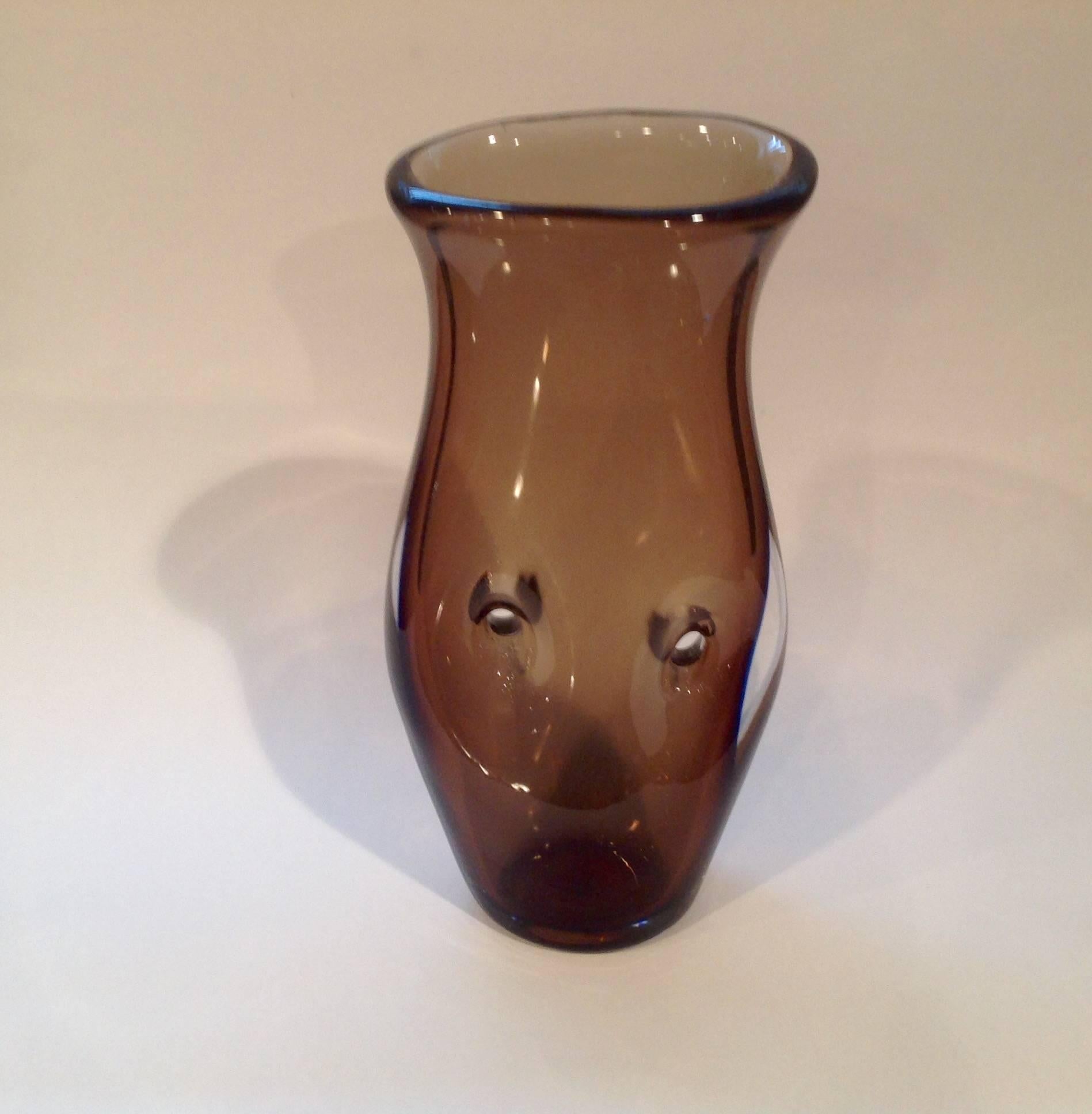 Rare acid signed Sommerso vase by Fulvio Bianconi for Venini. Signed with three line acid stamp 