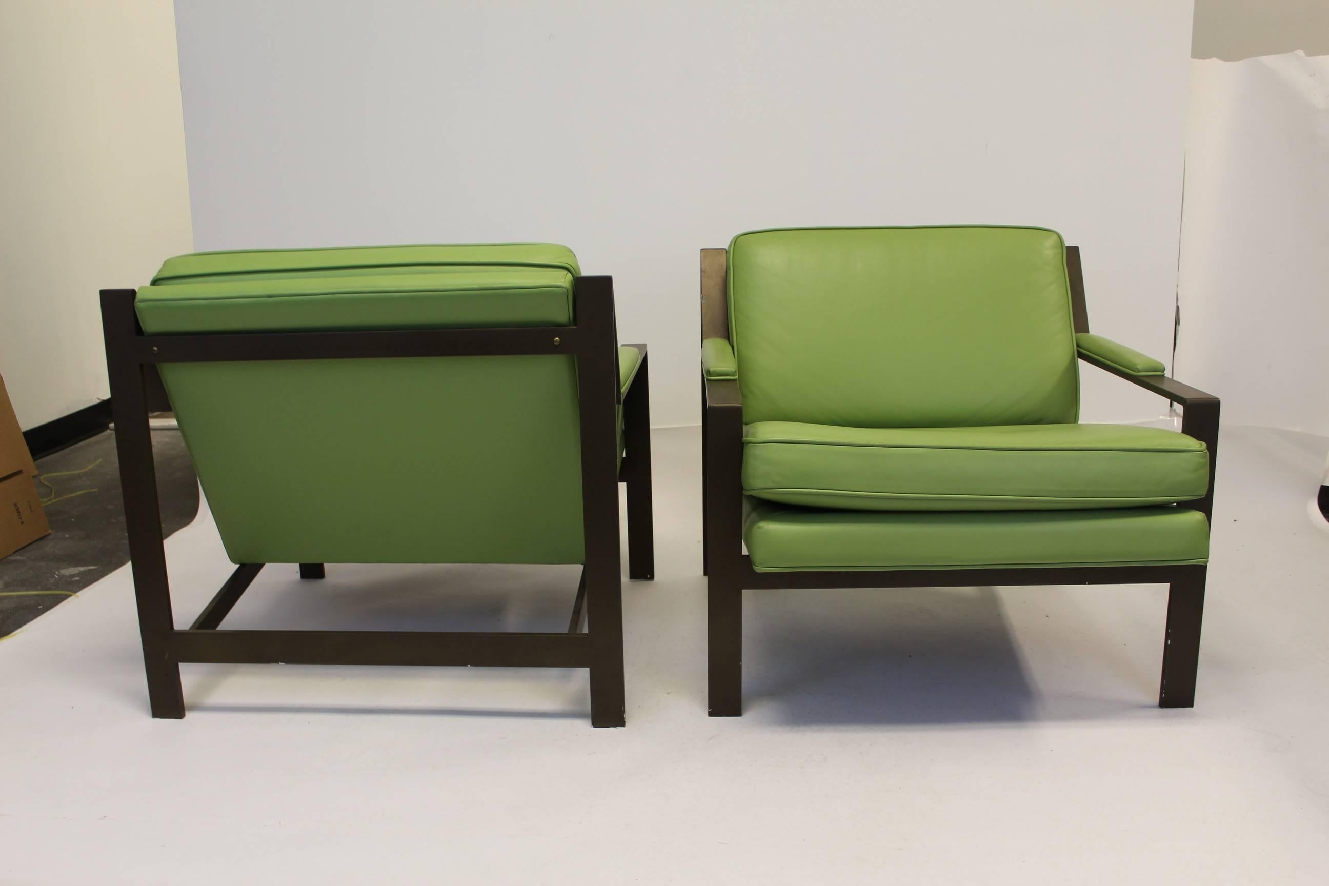 Mid-Century Modern Pair of Cy Mann Lounge Chairs Style of Milo Baughman