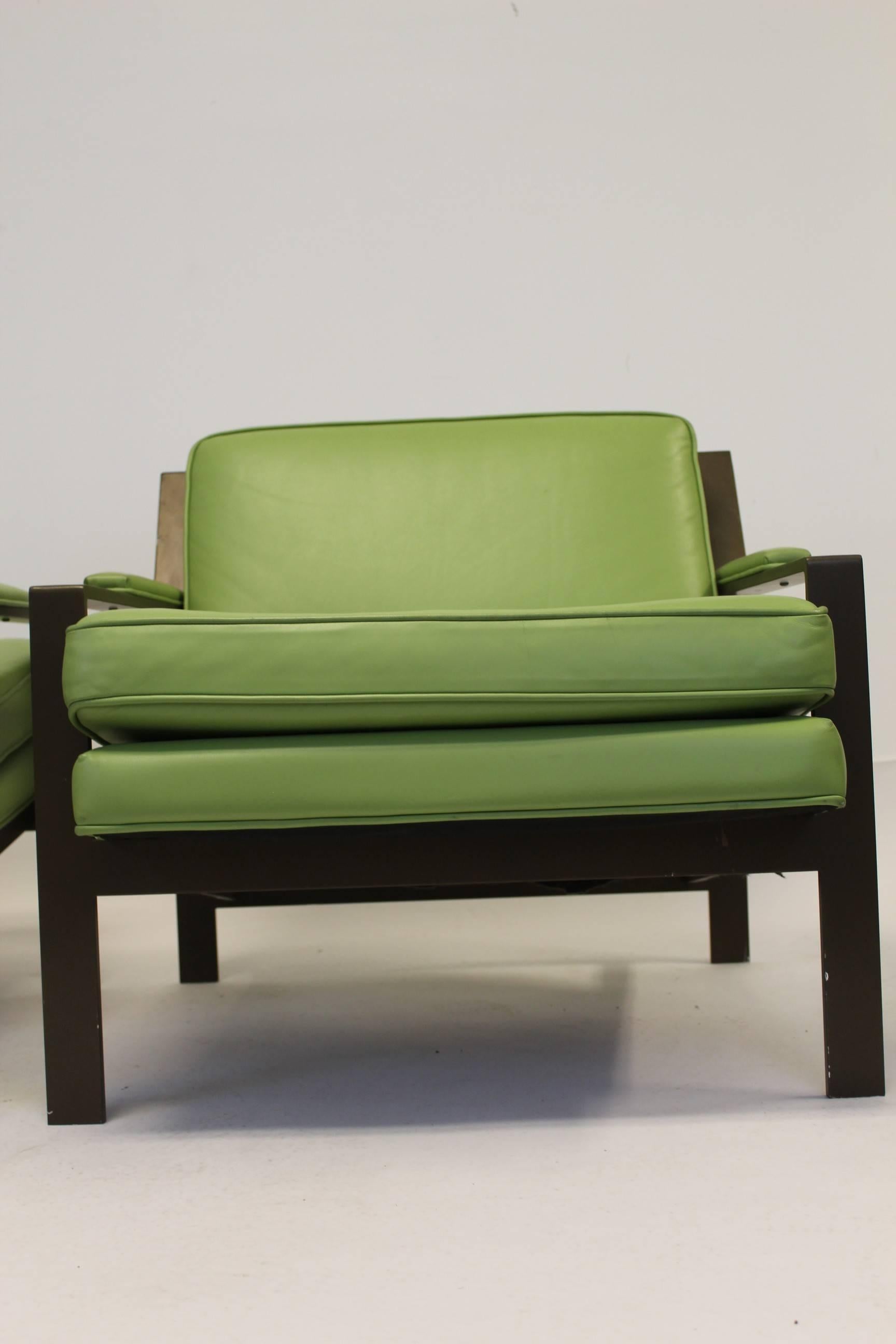North American Pair of Cy Mann Lounge Chairs Style of Milo Baughman