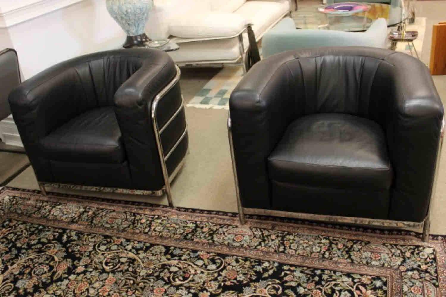 Zanotta 1980s Three-Piece Living Room Suite, Pair of Chairs and Sofa  In Excellent Condition In Keego Harbor, MI