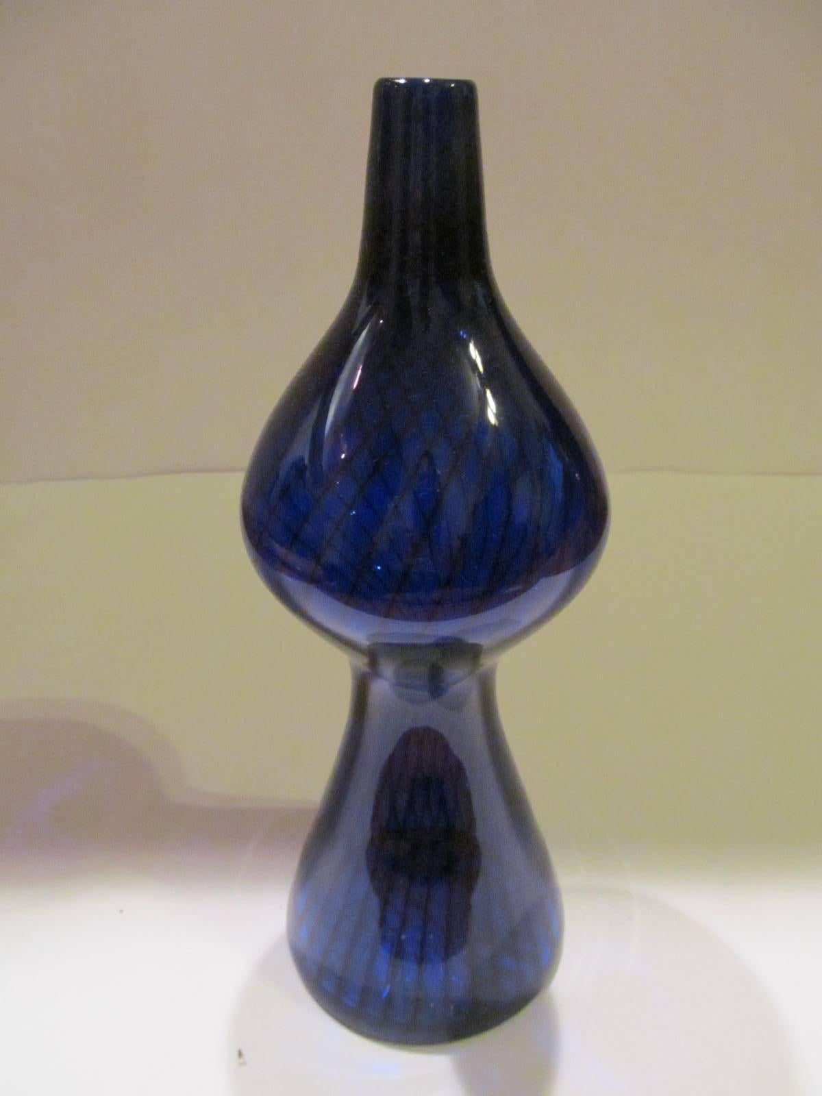 Mid-Century Modern Vicke Lindstrand for Kosta Unika Vase
