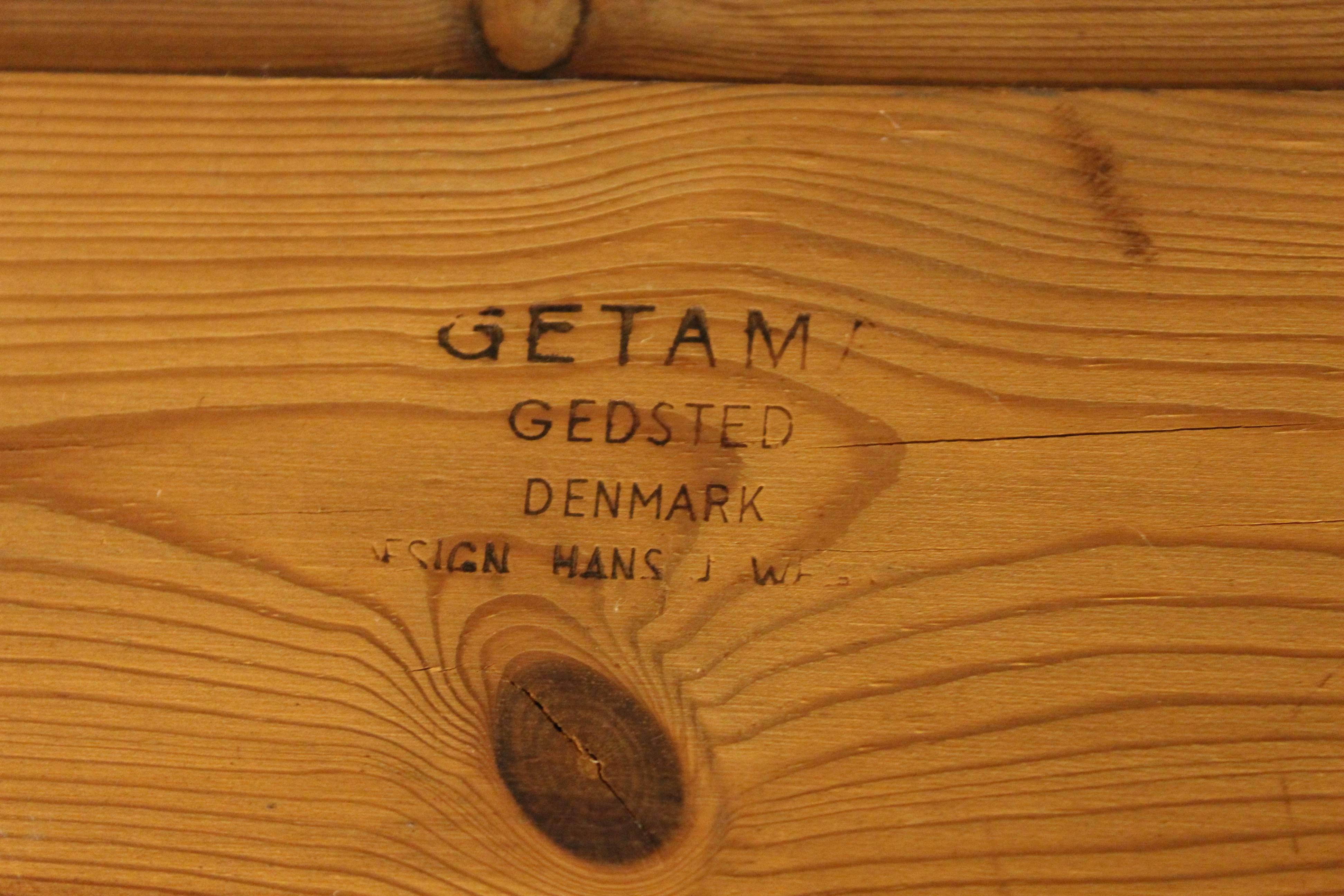 Rare Pair of Matching Signed Hans Wegner for GETAMA Day Beds  2