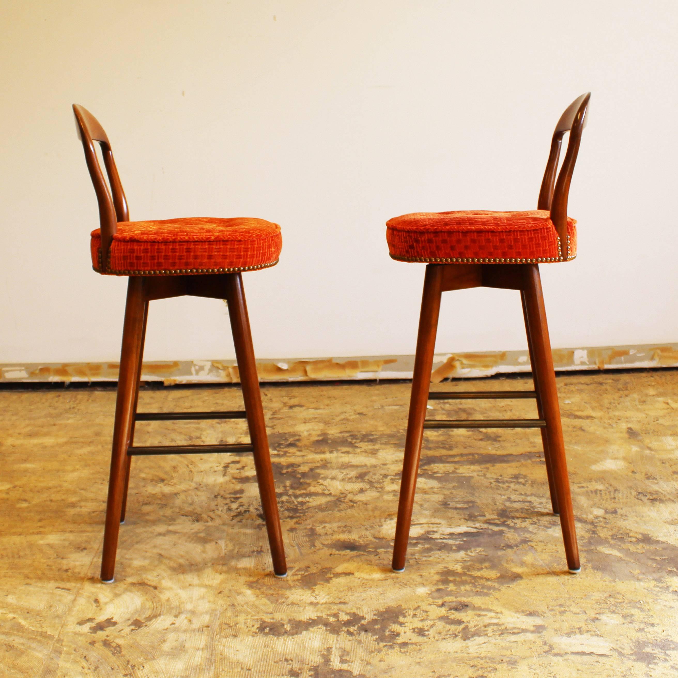 For your consideration is a delightful set of four Danish bar stools by Rosengren Hansen, circa 1960s. In excellent condition. The dimensions are 17