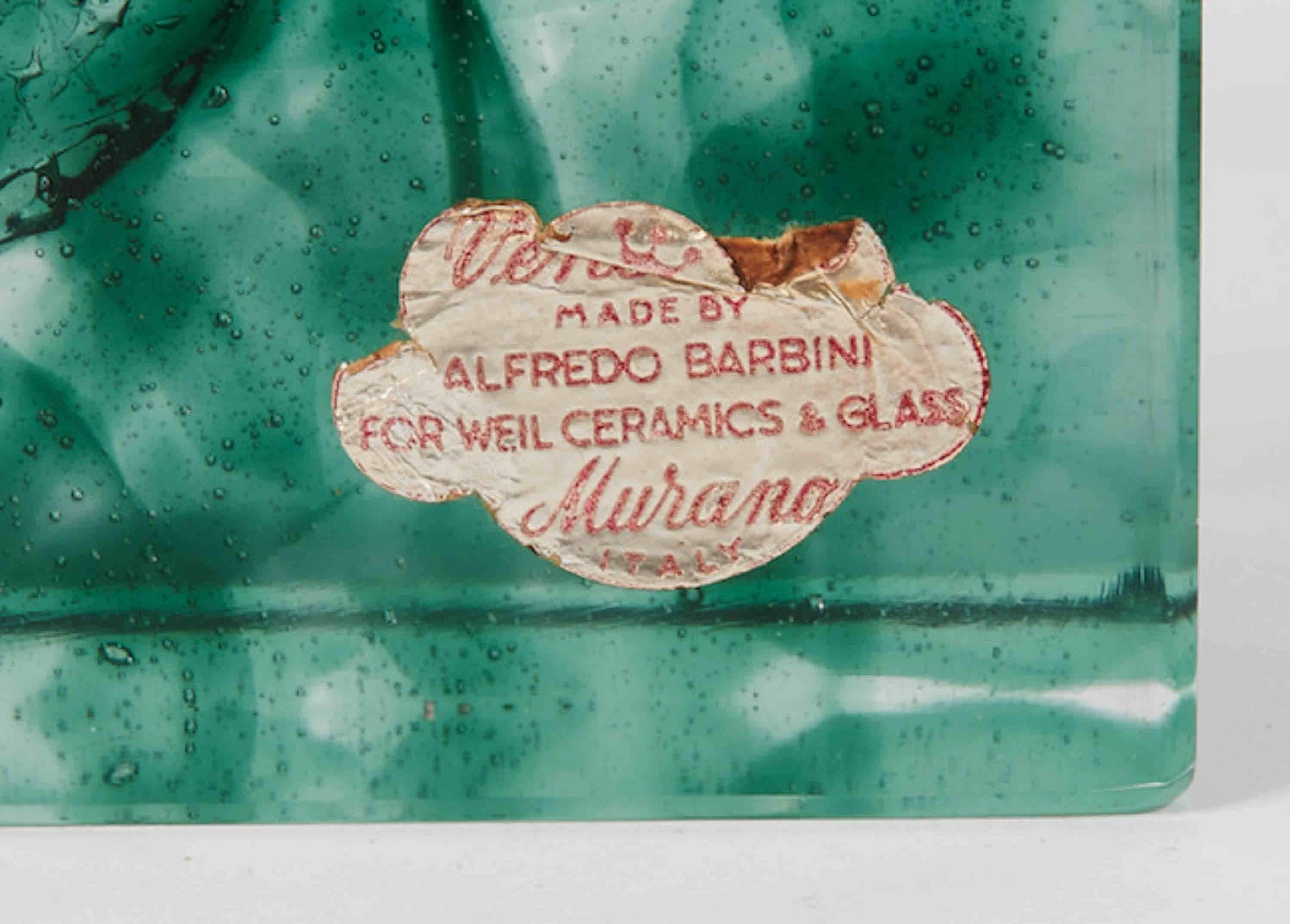 Rare signed Alfredo Barbini aquarium sculpture, circa 1950s. Signed with an original label and signed in script 