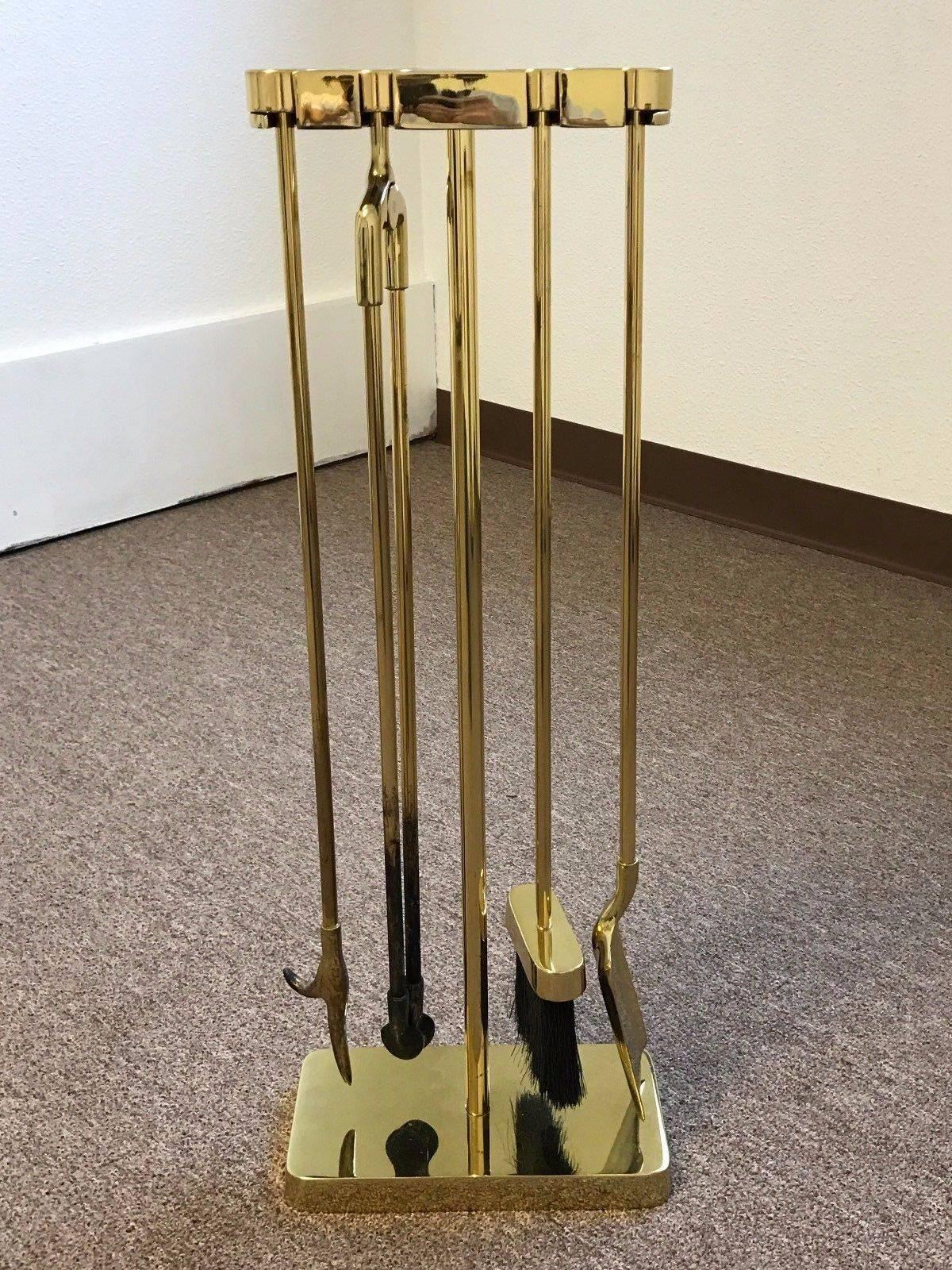 Signed Brass and Bronze Fireplace Tools by Virginia Metalcrafters In Excellent Condition In Keego Harbor, MI