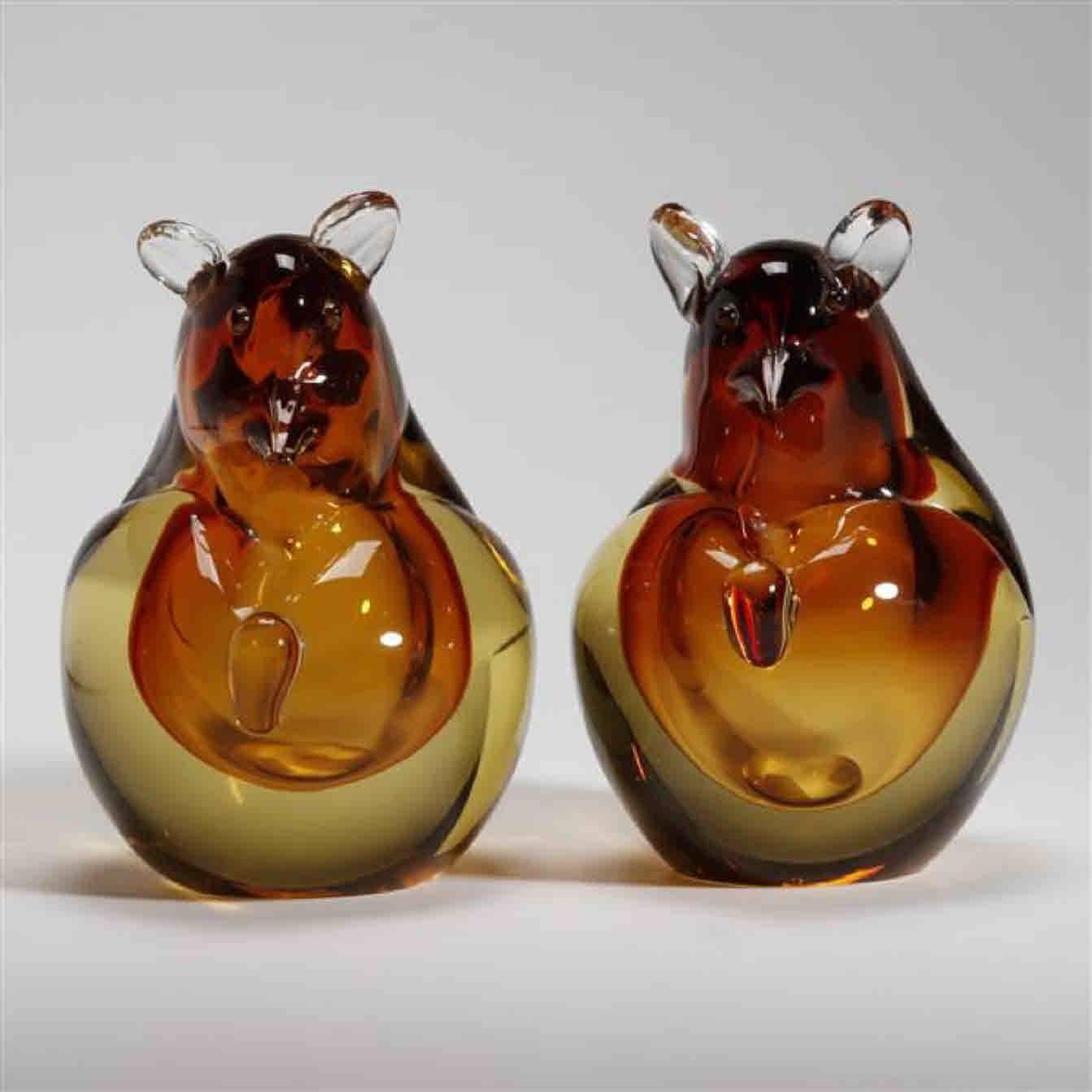 Pair of 1950s bear bookends by Alfredo Barbini. Distributed by Alvin and retain original Alvin labels.