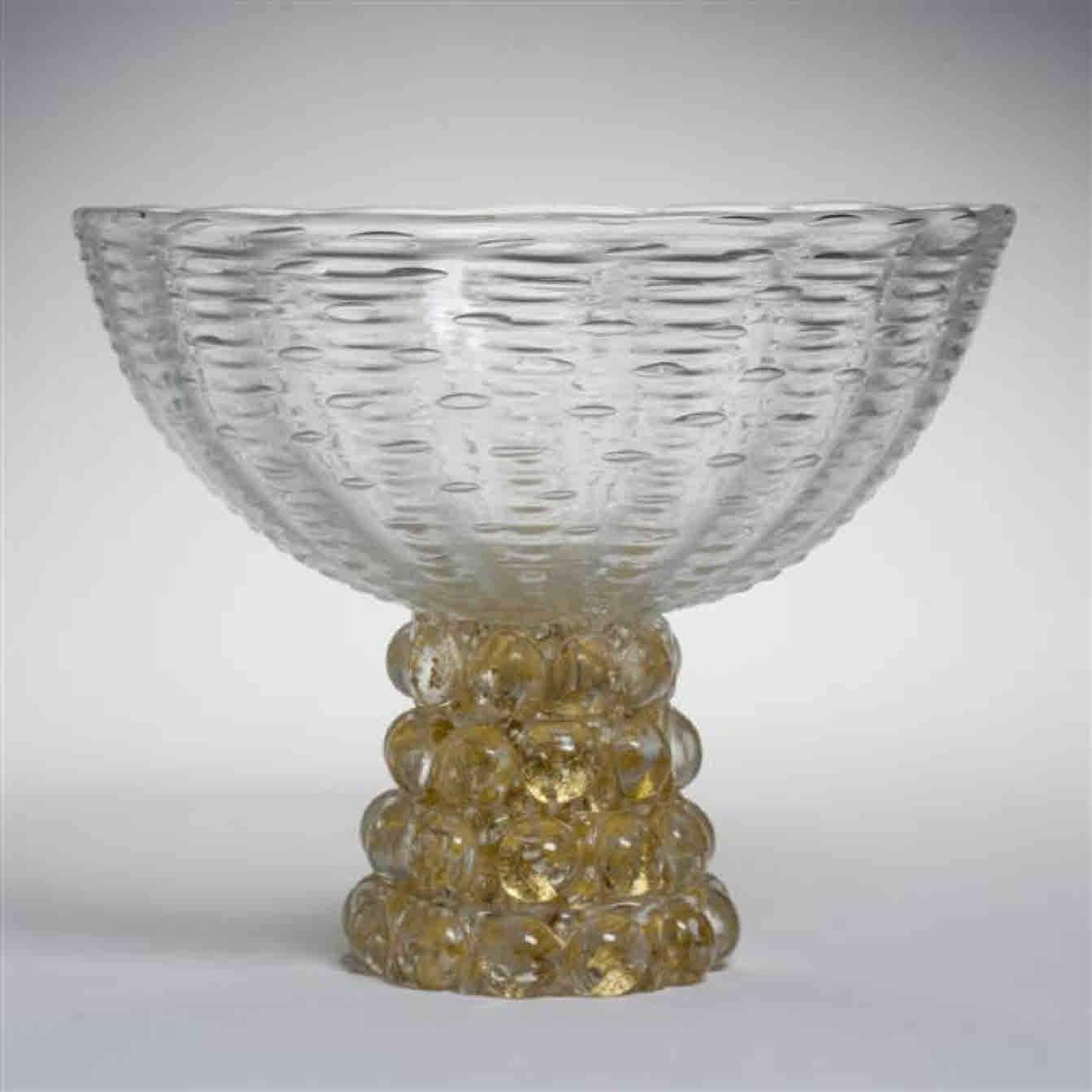 Rare pair of Barovier and Toso Murano pedestal bowls with Lenti bases, circa 1930s.