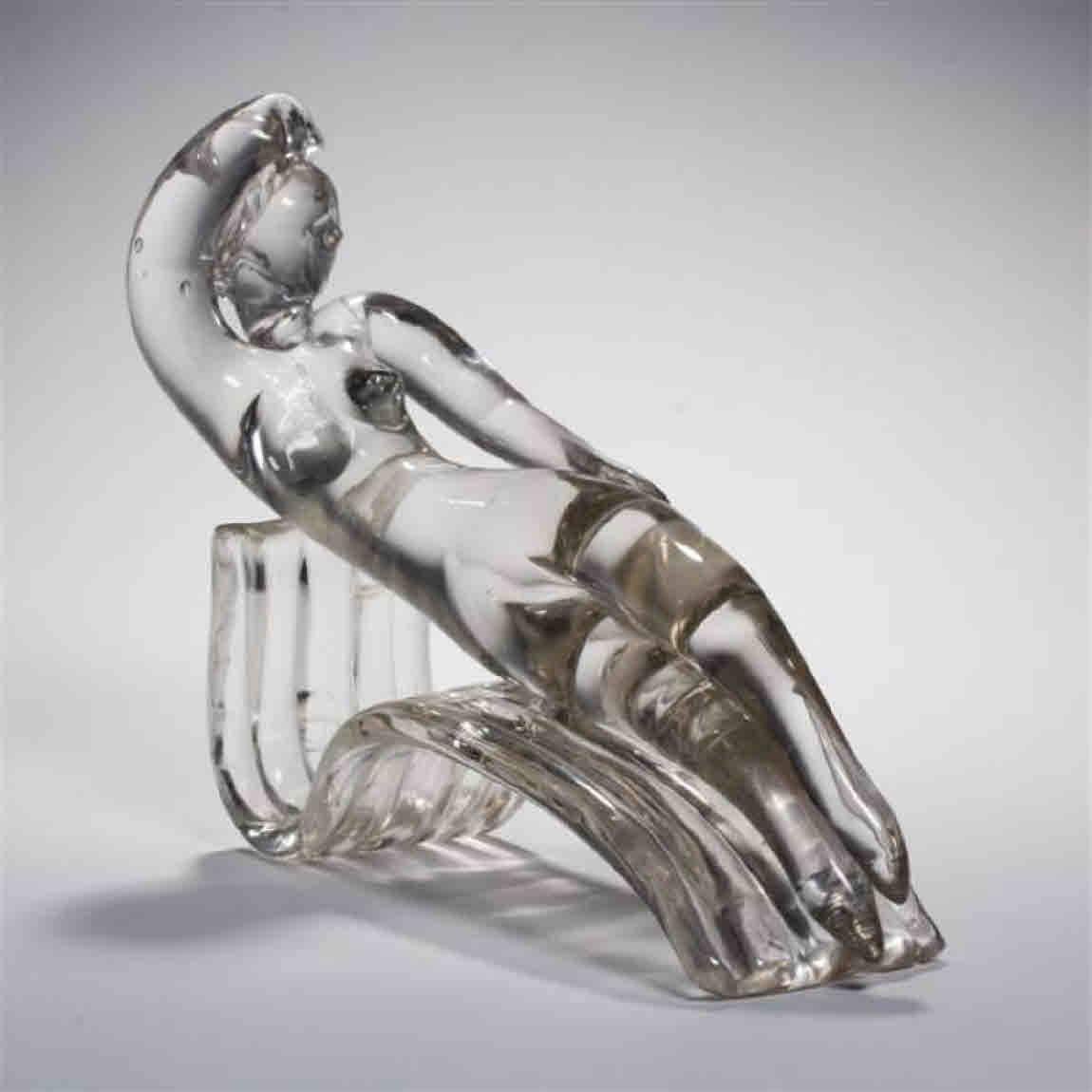 Napoleone Martinuzzi Compagnia de Venezia e Murano art glass figure. Clear reclining female nude on chaise longue. With CVM acid stamp. Very good condition with no chips, cracks or repairs. Measures: 7 3/8