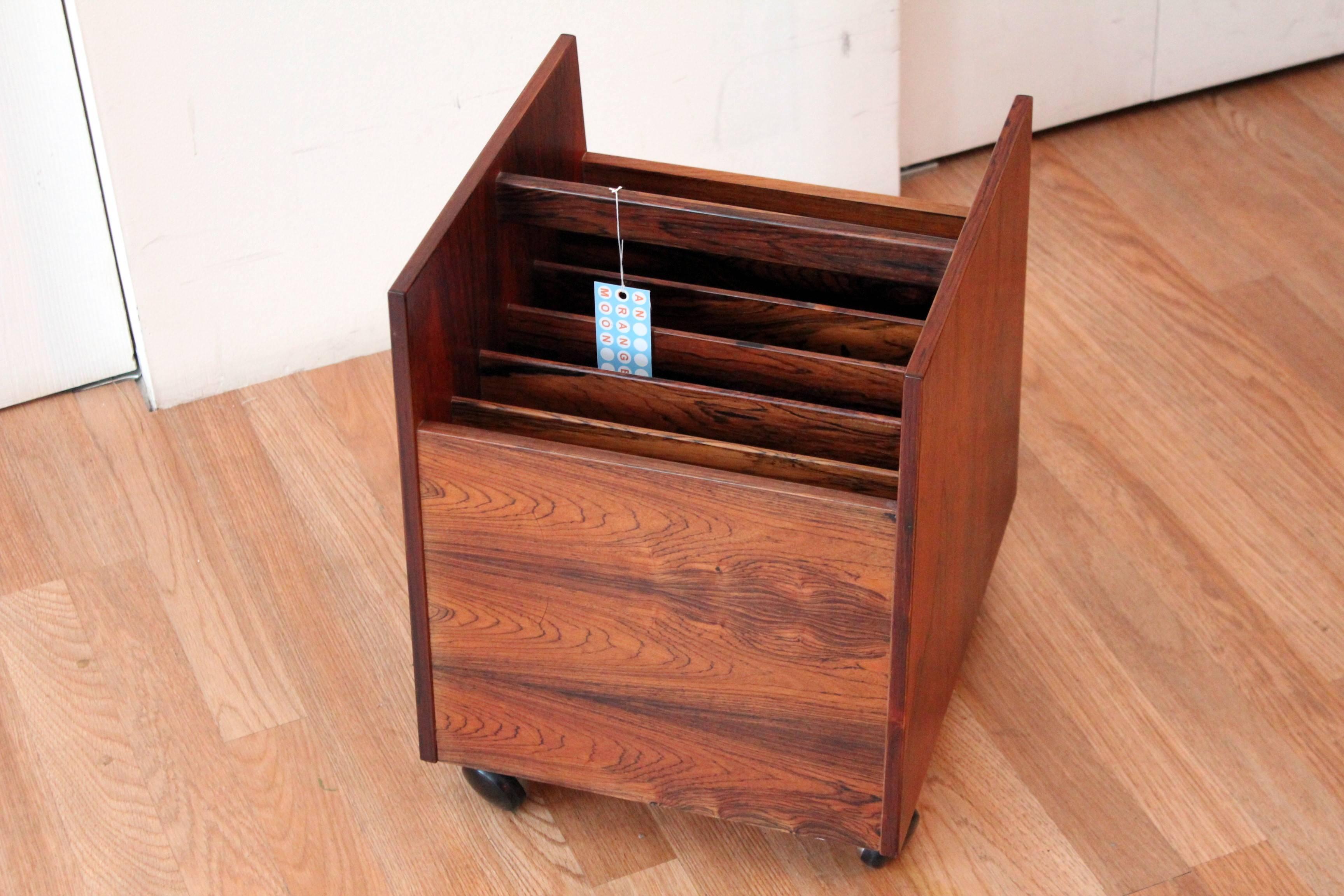 Norwegian Rosewood Magazine Rack or Stand In Good Condition For Sale In Chicago, IL