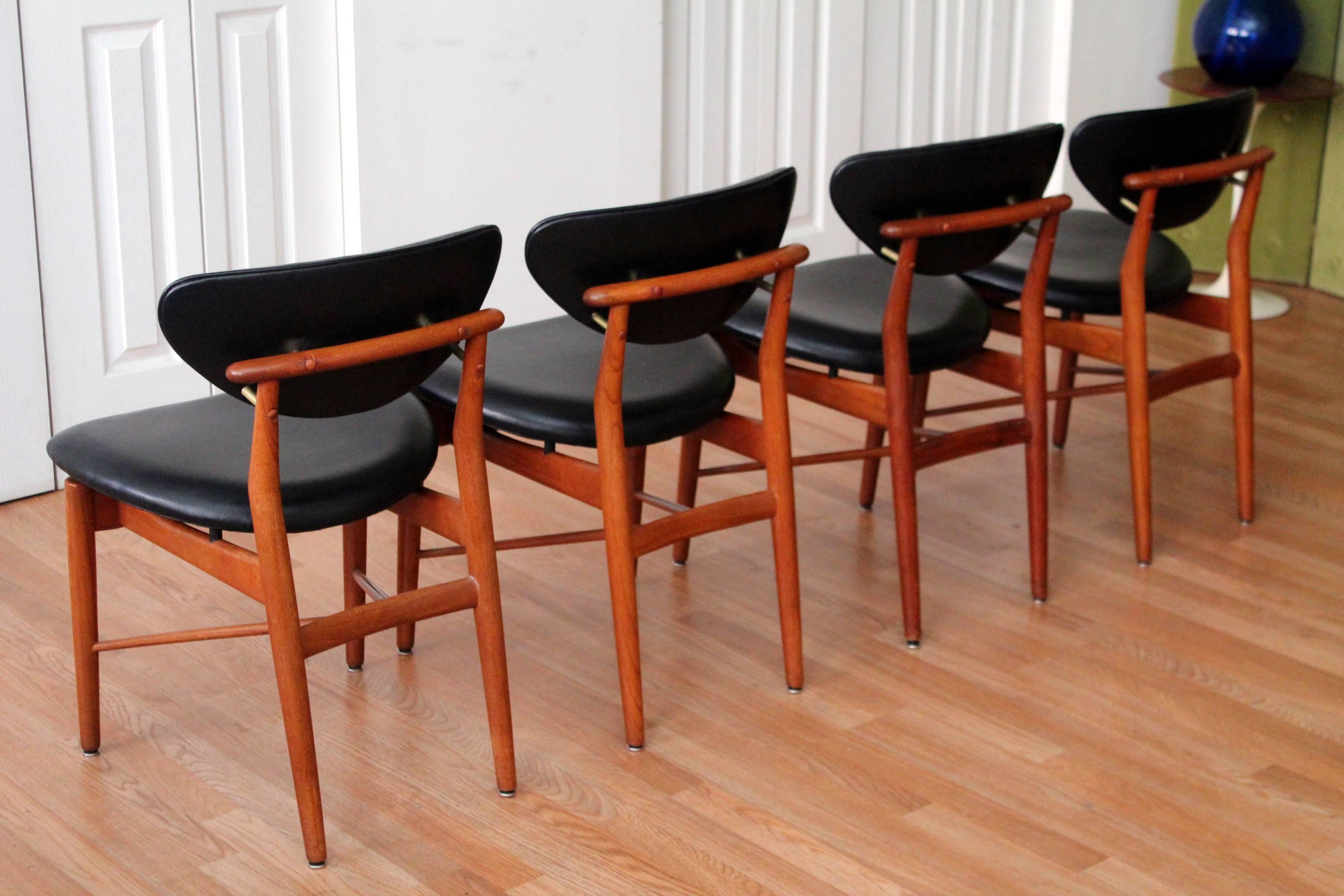 Finn Juhl 108 Dining Chairs In Good Condition In Chicago, IL