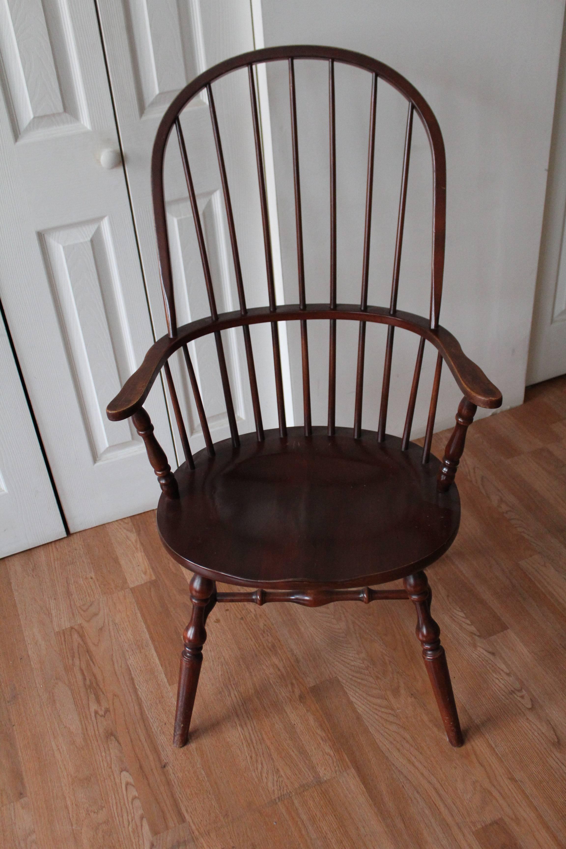 Habersham Sack-Back Windsor Chairs In Good Condition In Chicago, IL