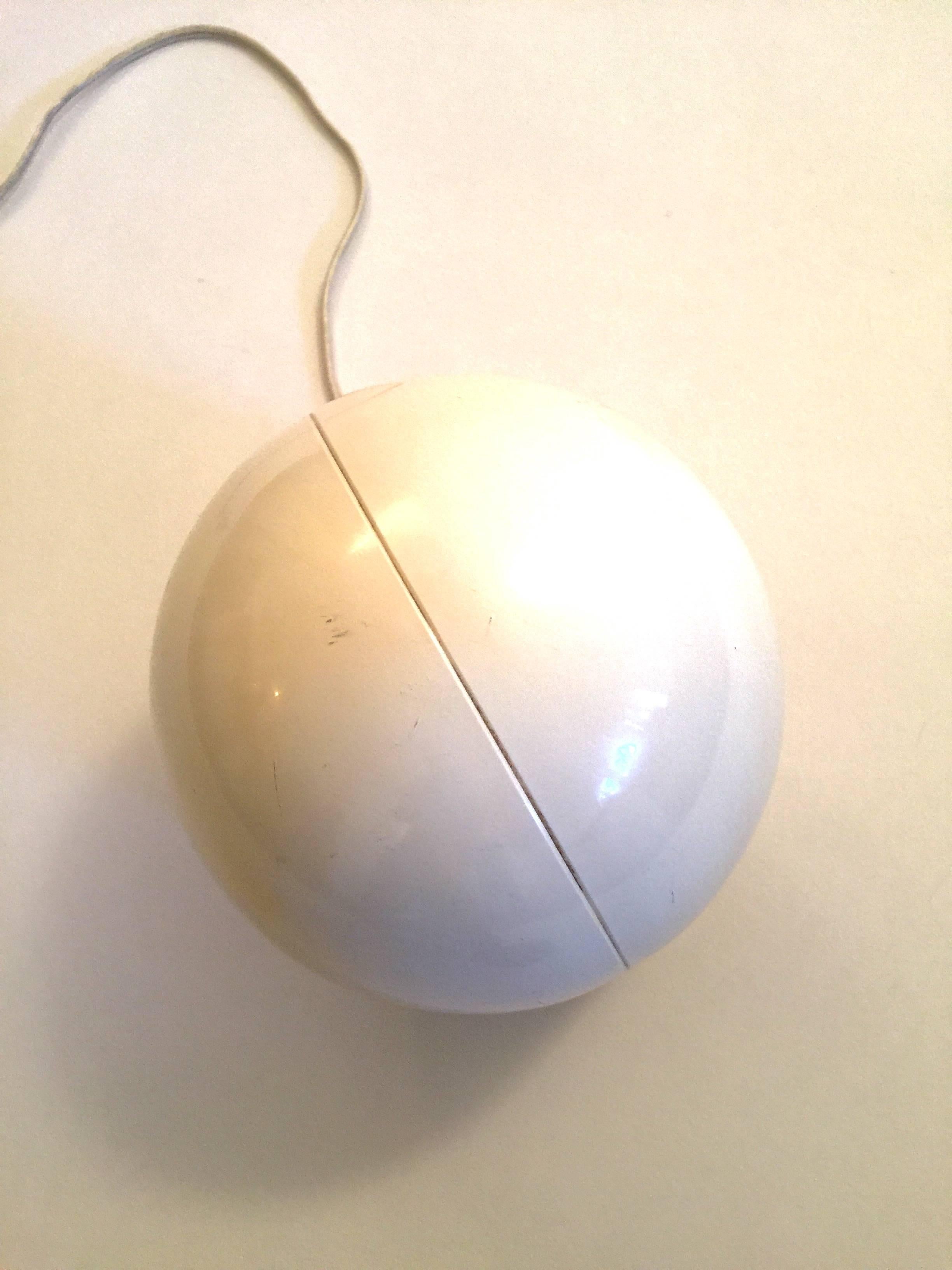 Italian Mod Cream Globe Lamp For Sale