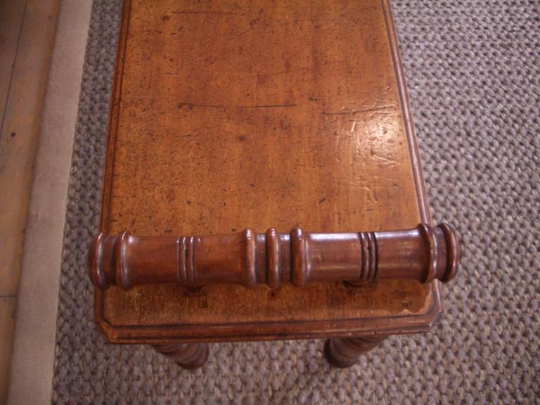 19th Century Mahogany Window Seat For Sale at 1stdibs