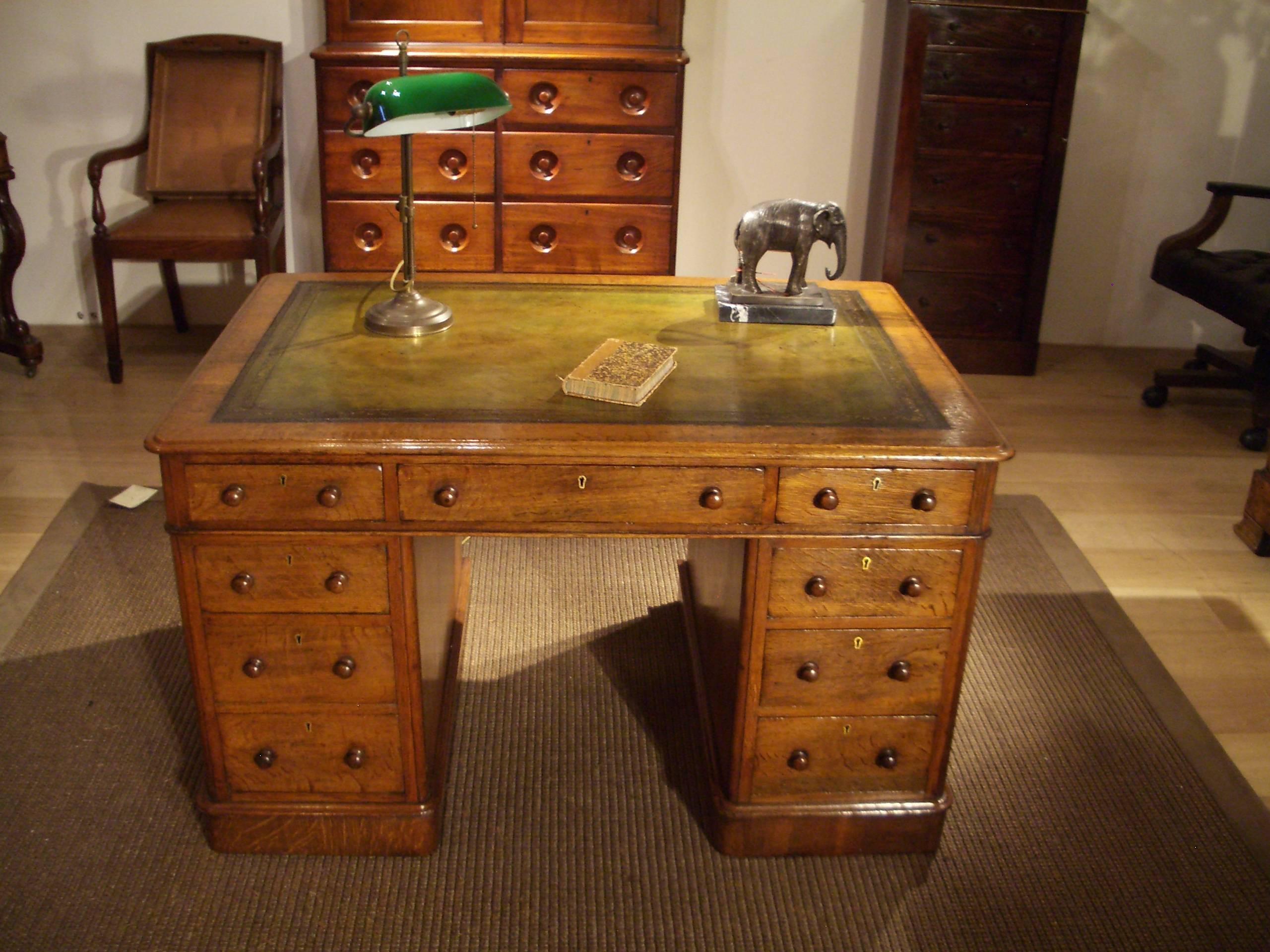 19th Century Early Victorian Oak Desk 1