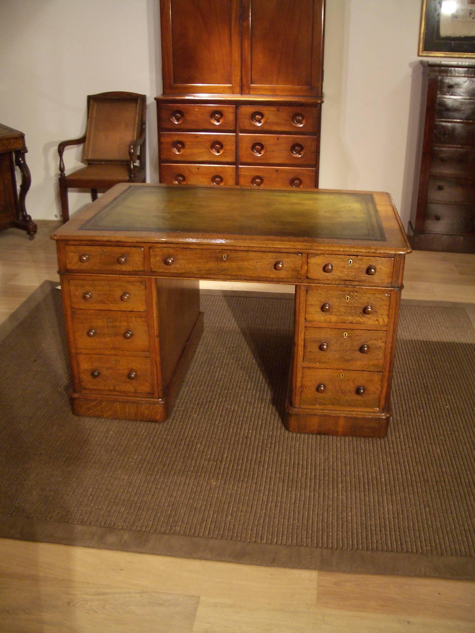 19th Century Early Victorian Oak Desk 4