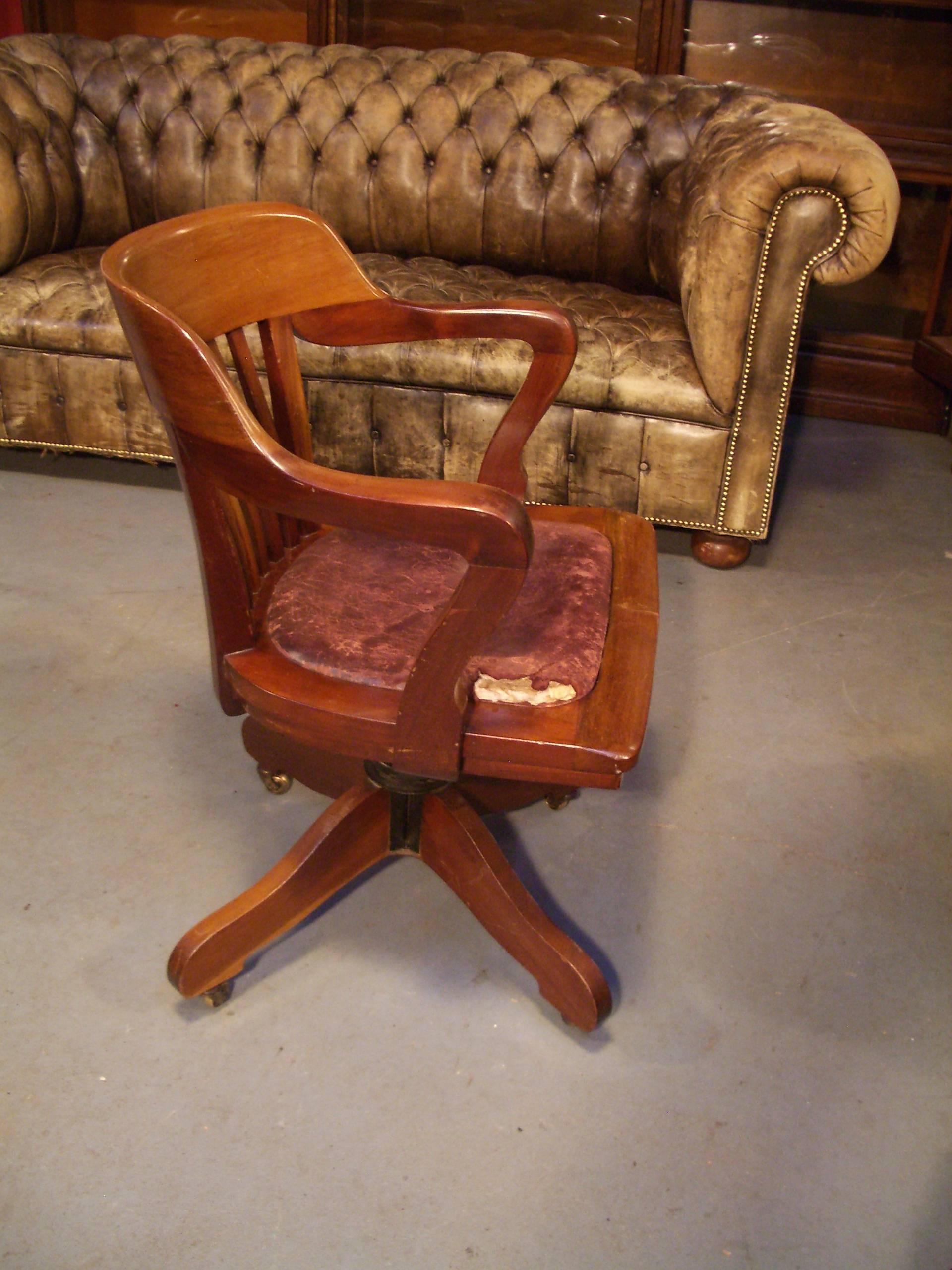 British Beautiful Antique Mahogany Office Chair in Perfect Condition