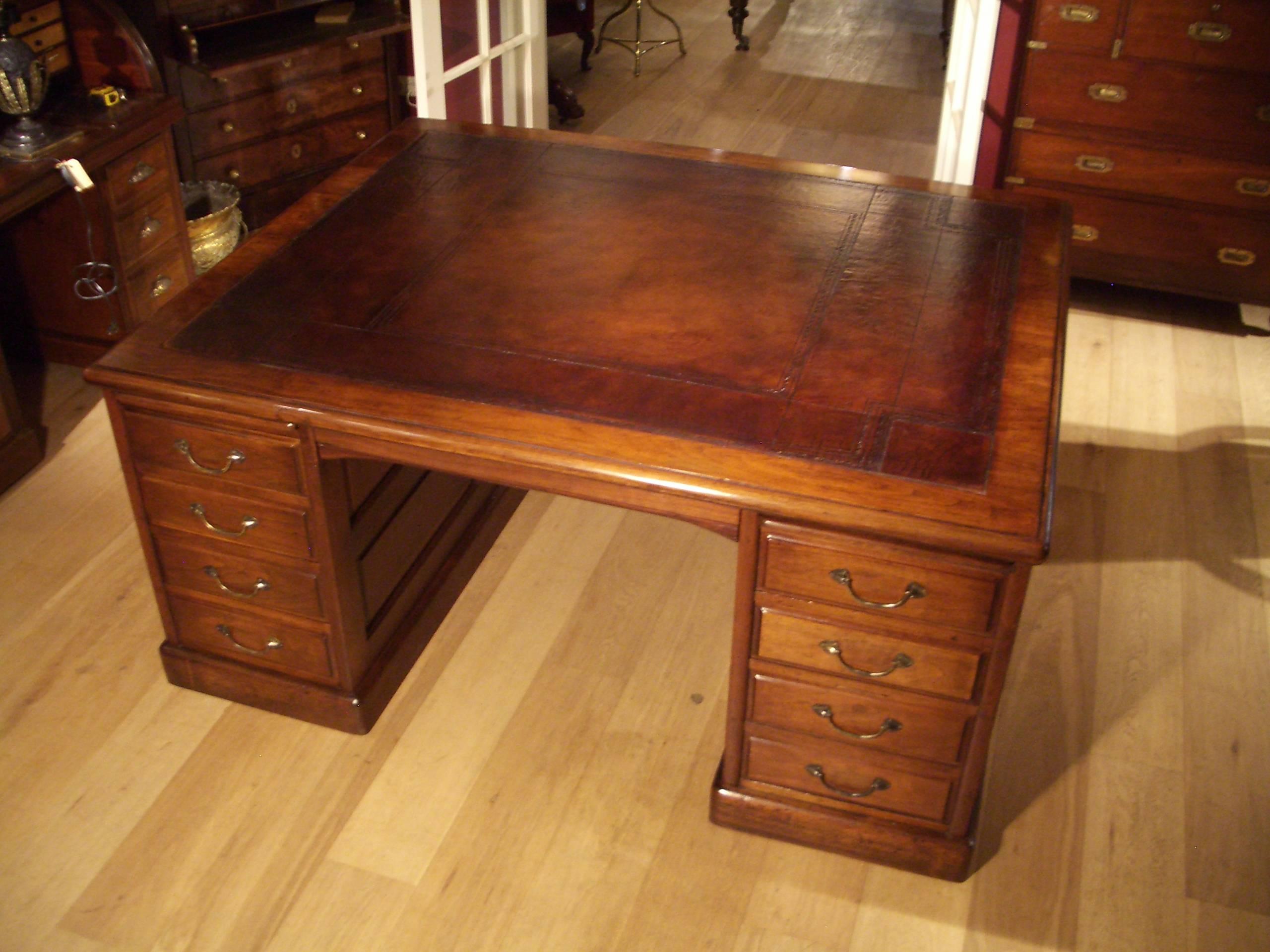 Great Britain (UK) Big Antique Walnut Partners Desk