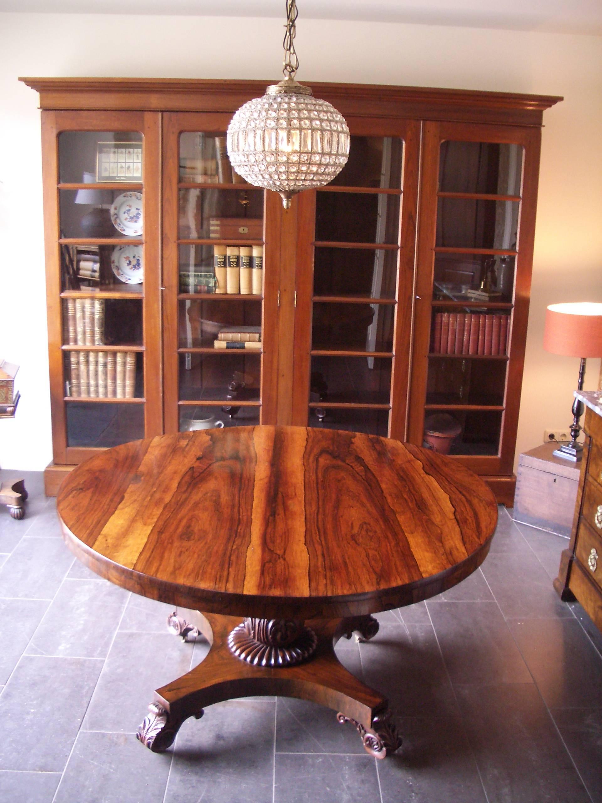 Mid-19th Century William IV Rosewood Round Dining Table
