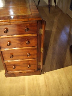 19th Century Regency Mahogany 18-Drawer Partners Desk