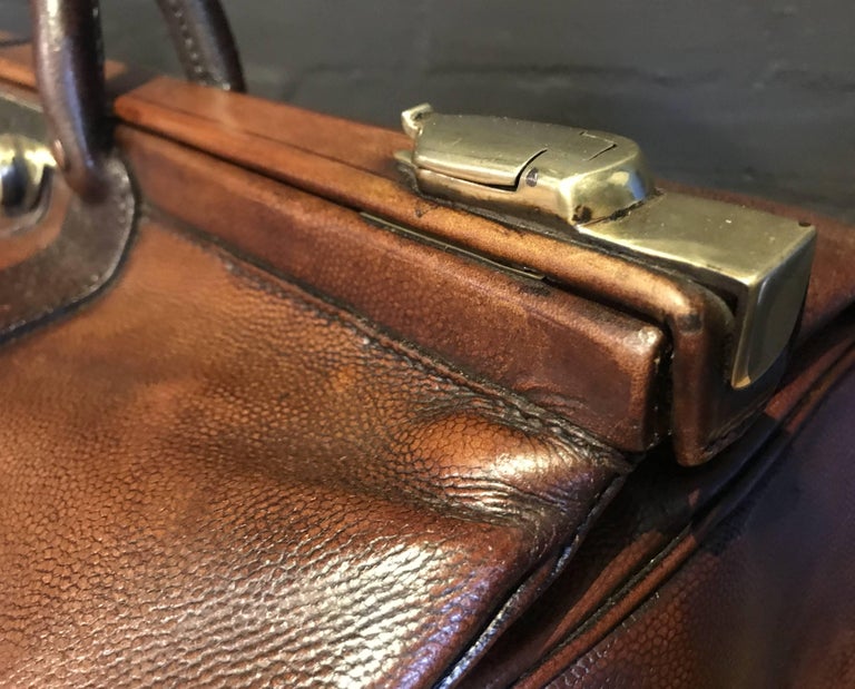 Small Leather Gladstone Bag – Room Four