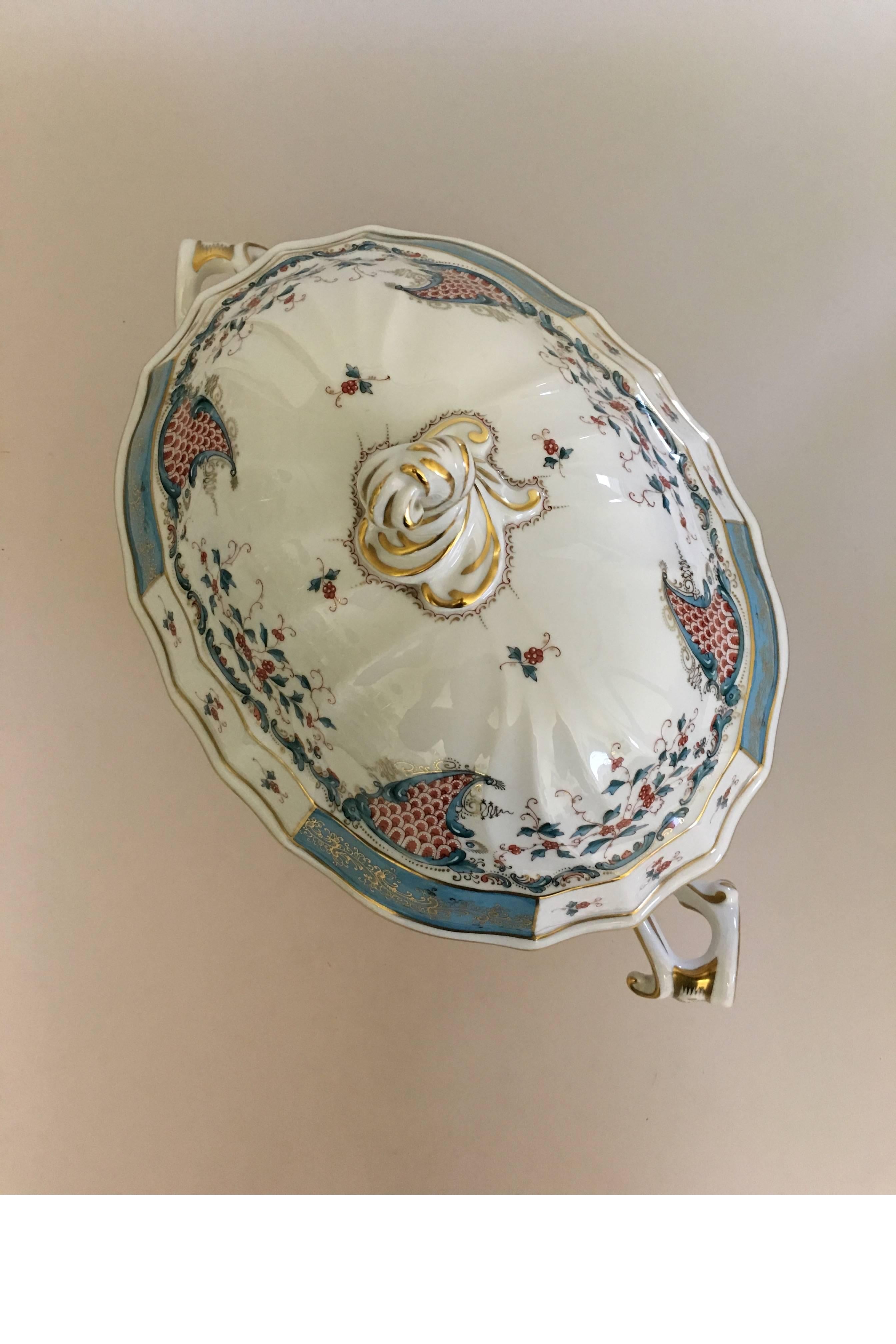 Herend Cornucopia (TCA) soup tureen, Hungary 1006. Hungarian vintage Herend porcelain soup tureen. Hand-painted with one of Herend's most magnificent pattern 