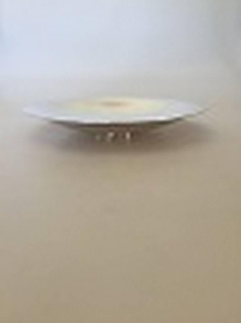 Georg Jensen sterling silver bowl tray #620C. Weighs 461g (16,25oz). Diameter measures 25cm (9 27/32
