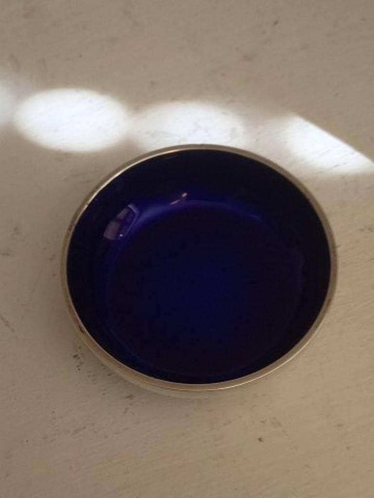 Georg Jensen Bernadotte sterling silver salt dish with blue enamel #902B. Measures: 4.8cm x 1.5cm.