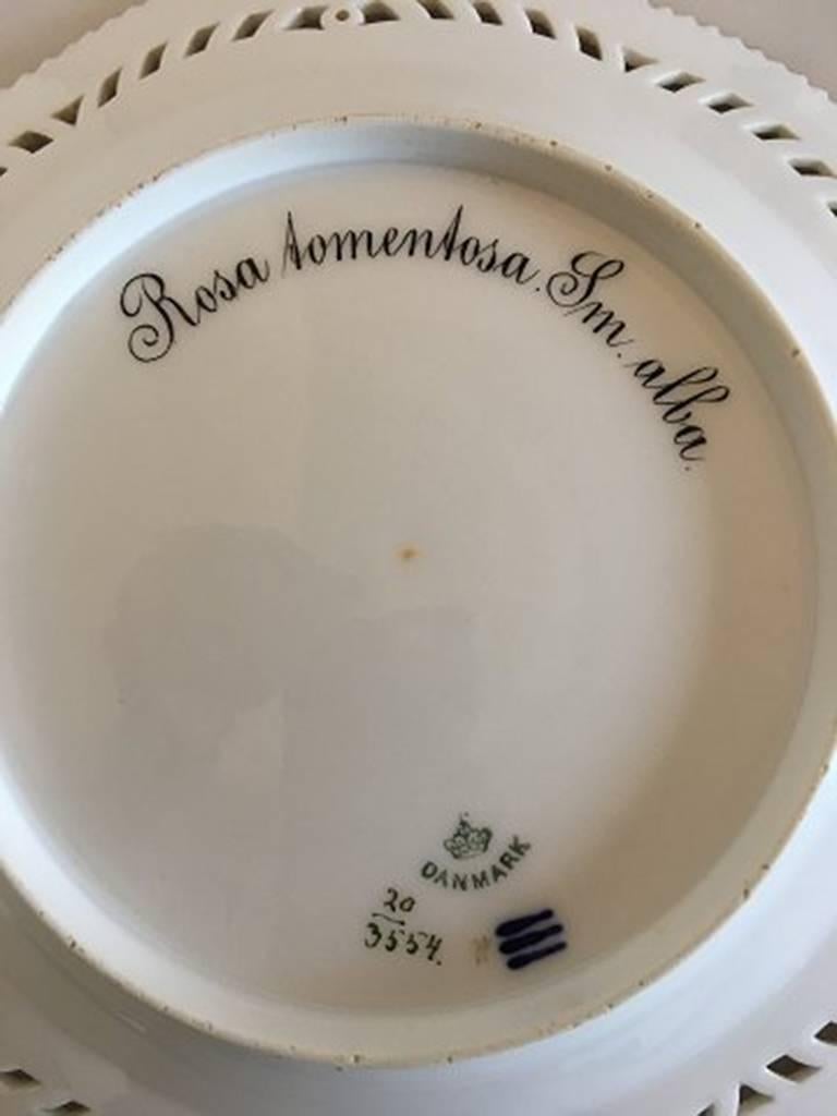Royal Copenhagen Flora Danica Luncheon Plate with Pierced Border #3554. 22.5 cm dia (8 55/64 in). In nice whole condition. From 1894-1900