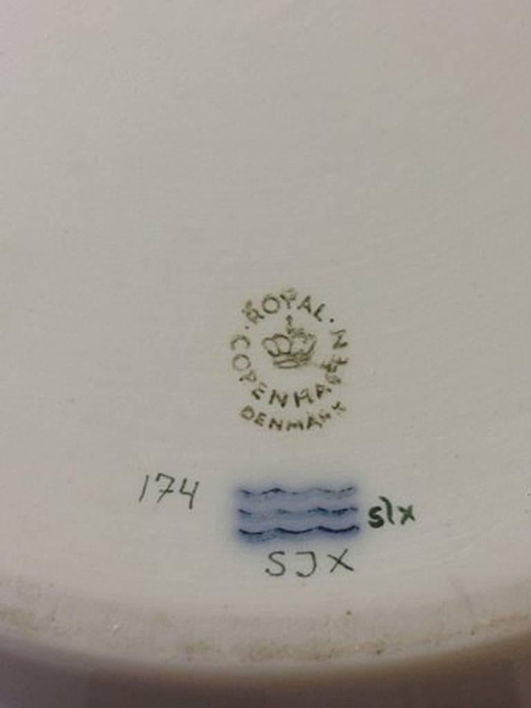 Danish Royal Copenhagen Flora Danica Lidded Bowl #174/3568