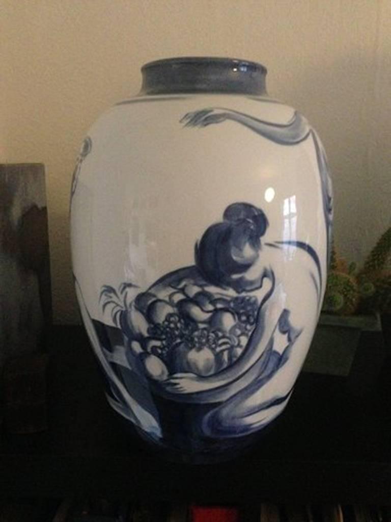 Bing & Grondahl Art Nouveau unique vase. Measures 39 cm and is in perfect condition.