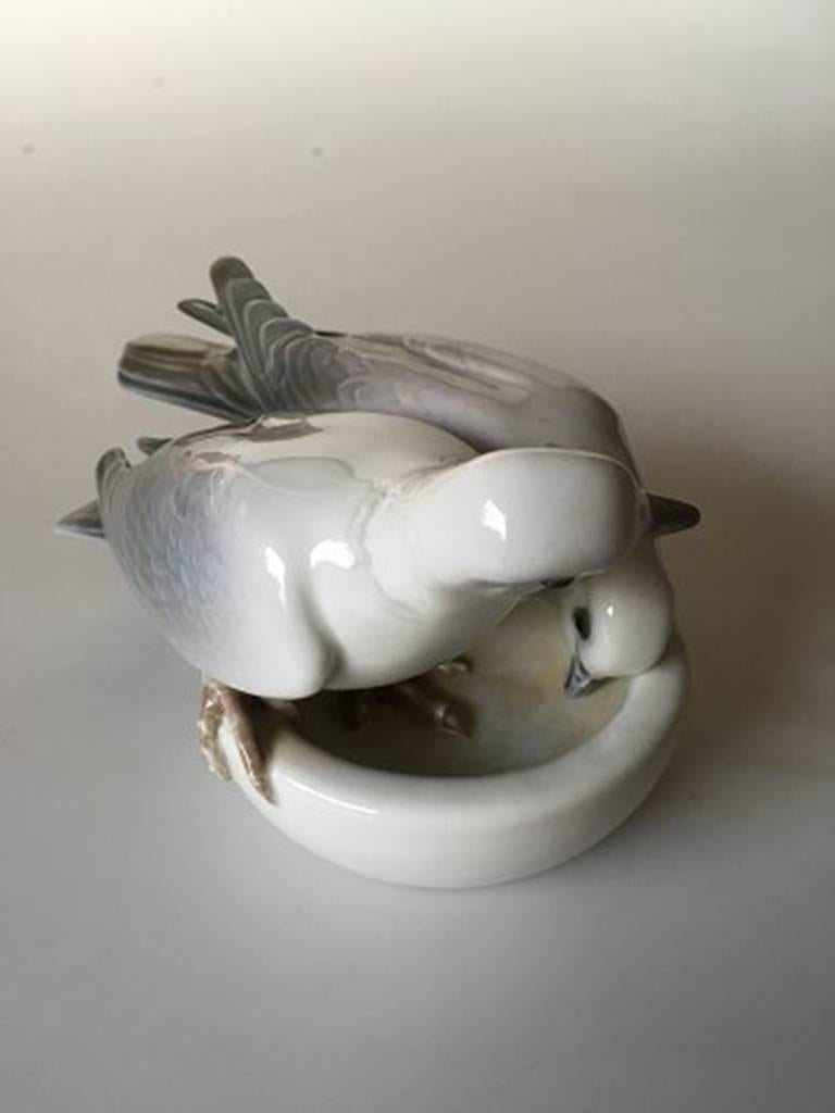 Danish Bing & Grondahl Art Nouveau Bowl with Two Pigions #1520 For Sale