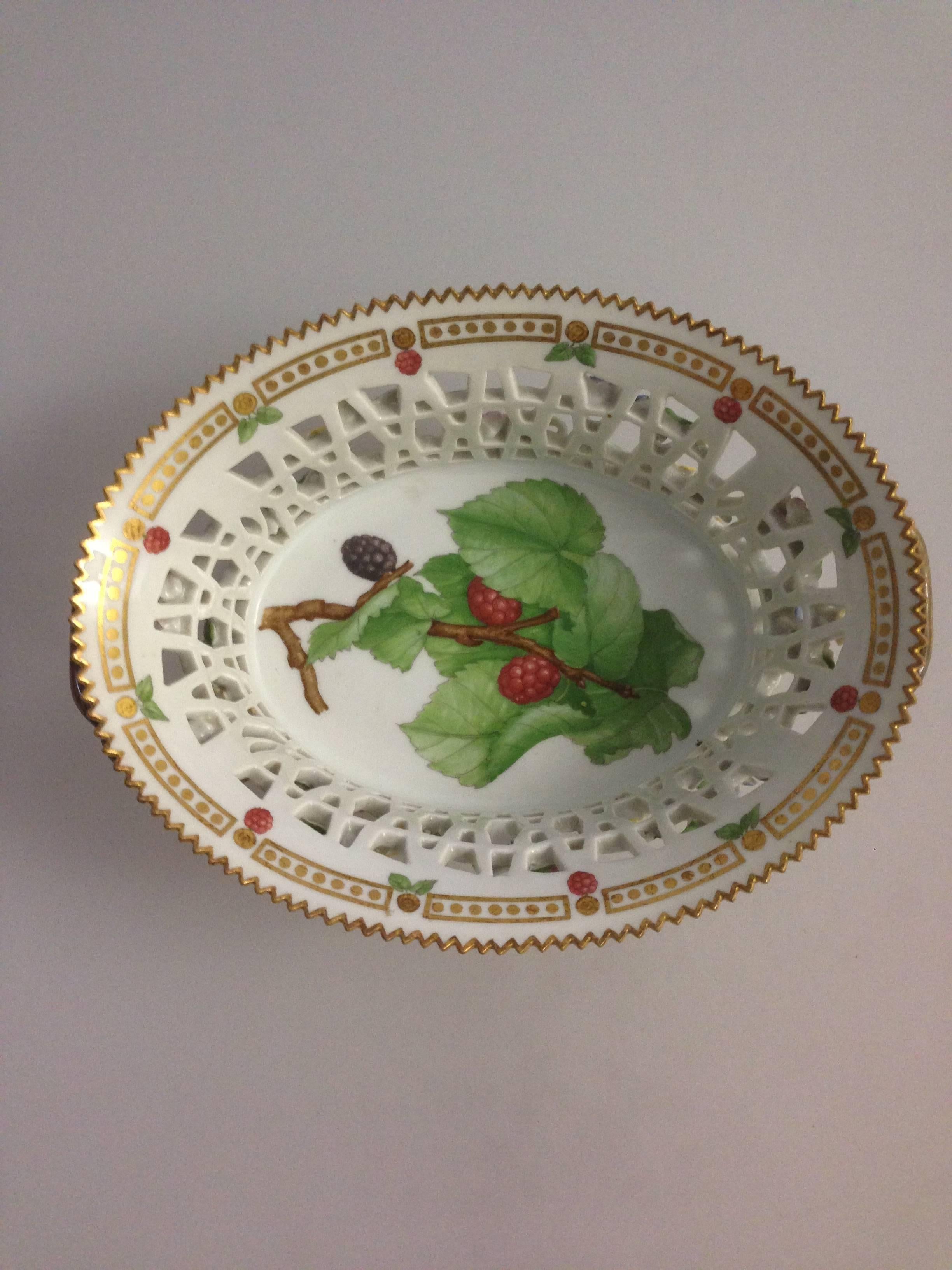 Danish Antique Royal Copenhagen Flora Danica Fruit Bowl