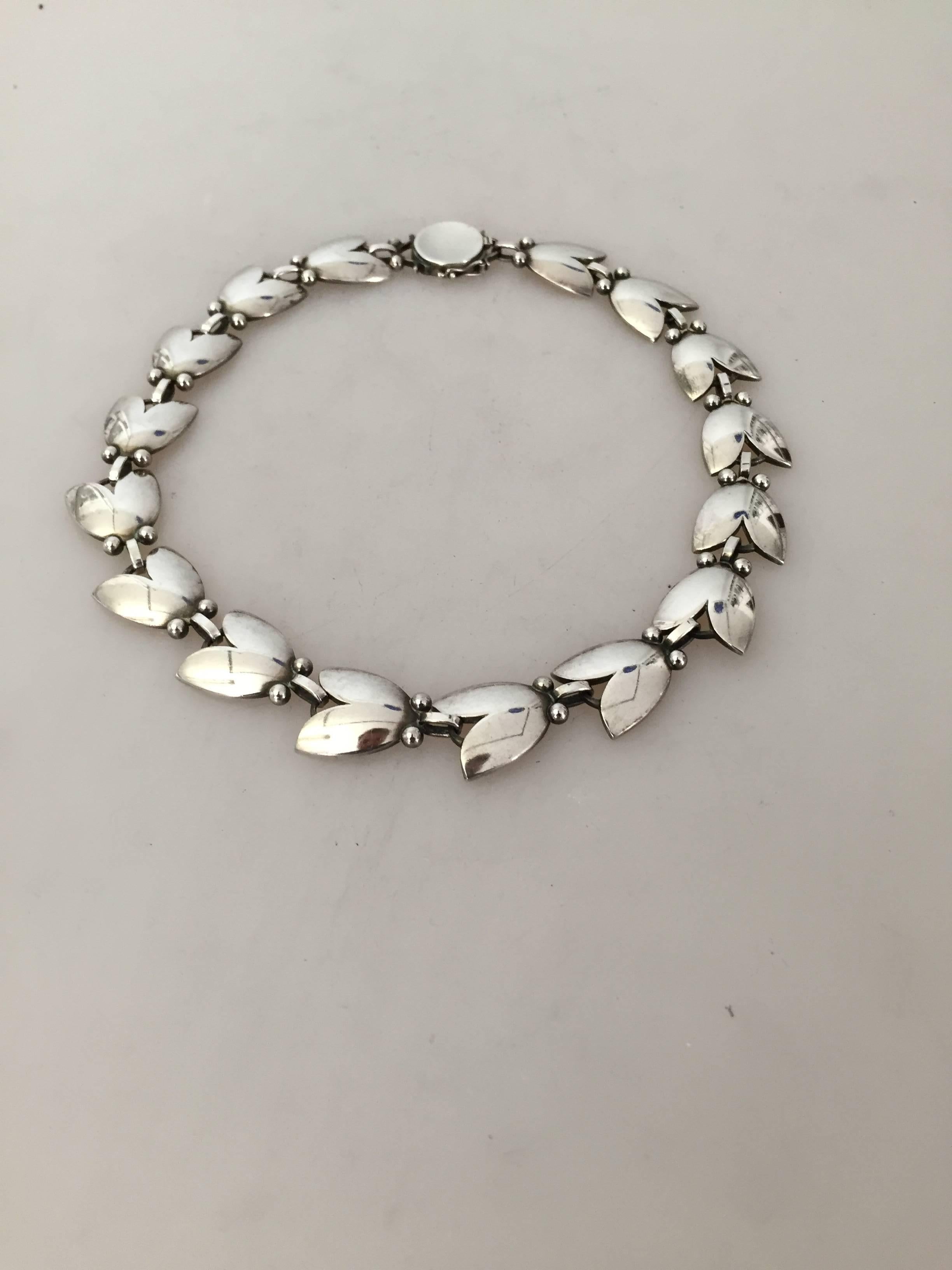Georg Jensen sterling silver Nordic bell choker necklace #66. Designed in 1952 this beautiful necklace consists of 17 links and measures 39 cm (15 23/64