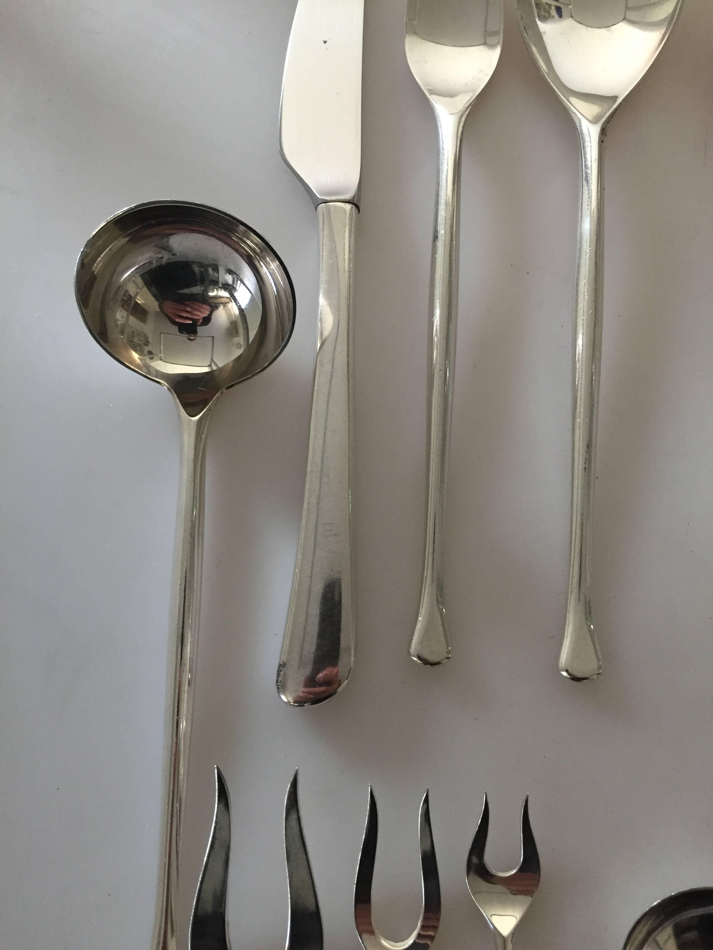 Anton Michelsen Sterling Silver Flatware Saphir Set of 67 Pieces In Good Condition In Copenhagen, DK