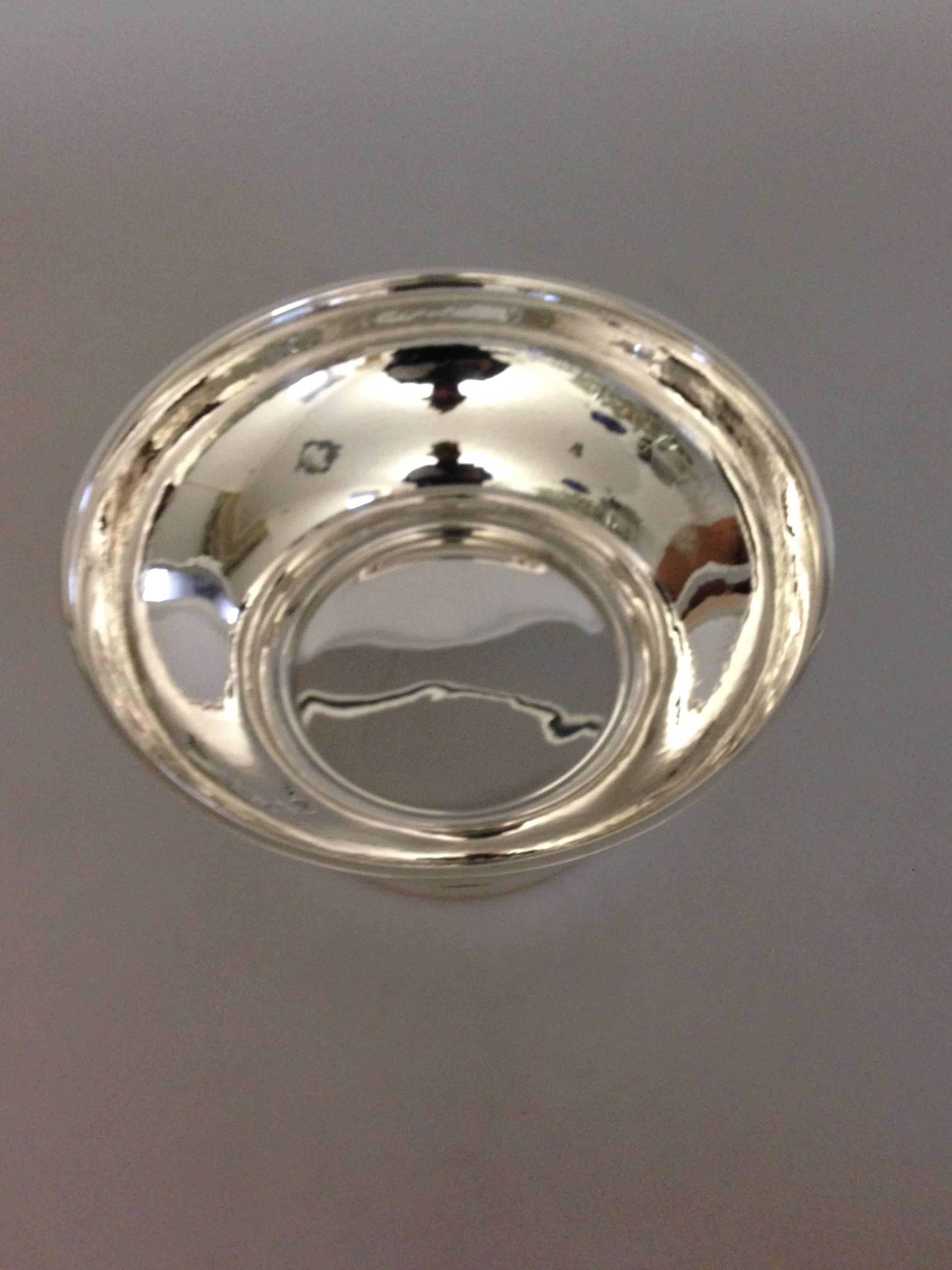 Georg Jensen sterling silver bowl #414C. Measures 22.2cm diameter and 10.7cm high. (8 3/4