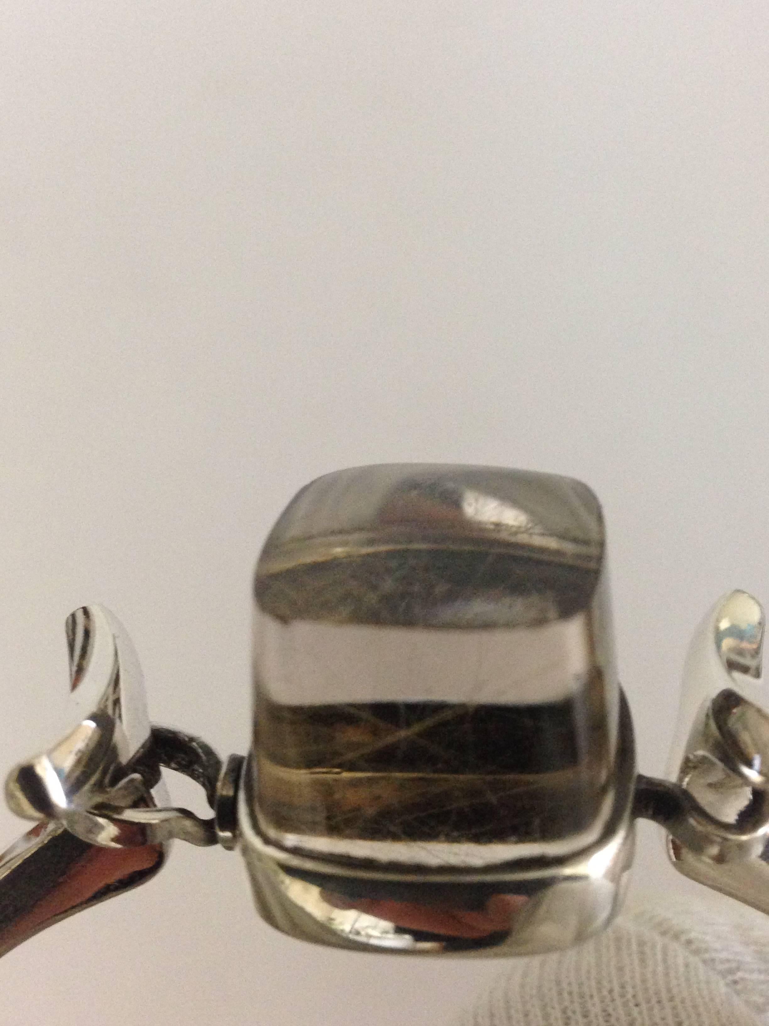 Georg Jensen sterling silver Torun bracelet with Quartz #207. Measures 5,8m ( 2 1/4