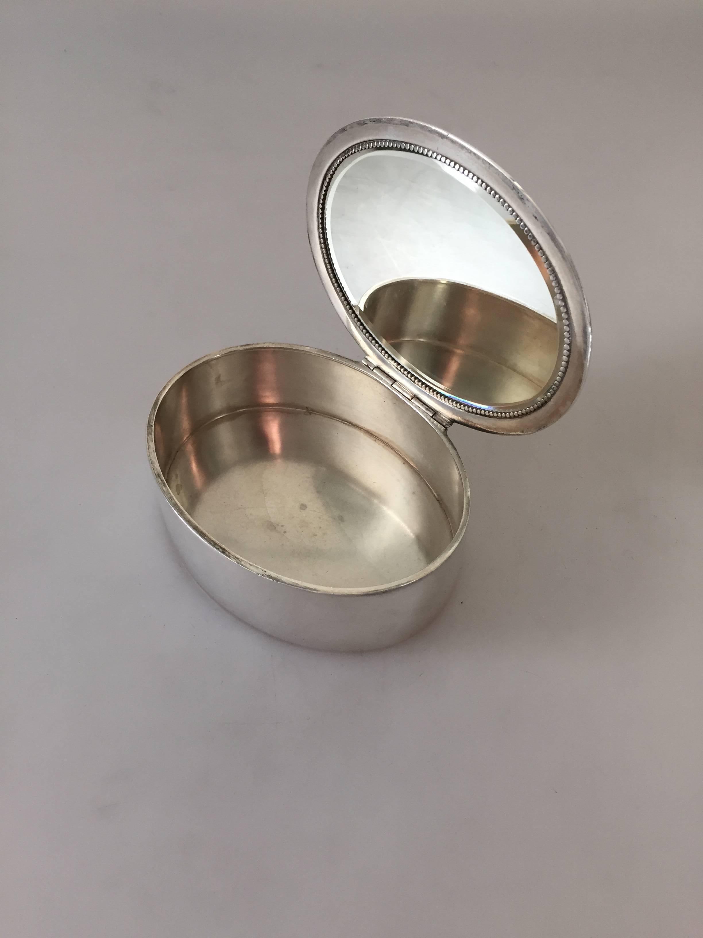 Georg Jensen Sterling Silver Oval Mirror Box #172 In Good Condition In Copenhagen, DK