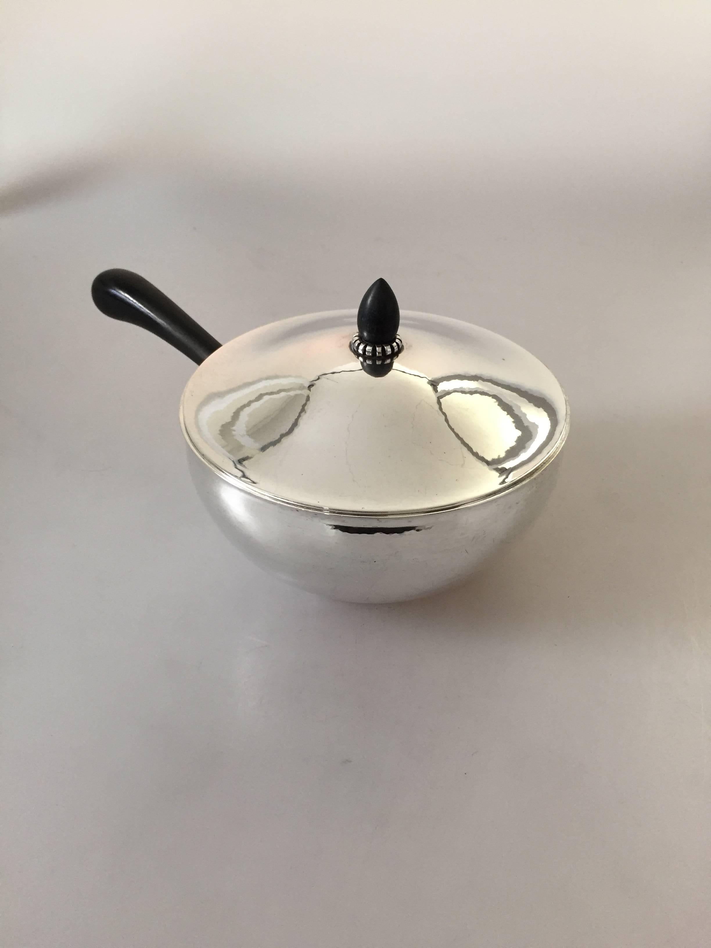 silver casserole dish with lid