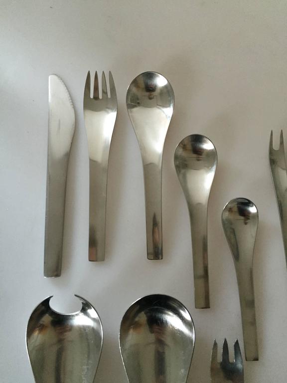 Jensen Stainless Steel Blue Shark Flatware Set of 80 Pieces at