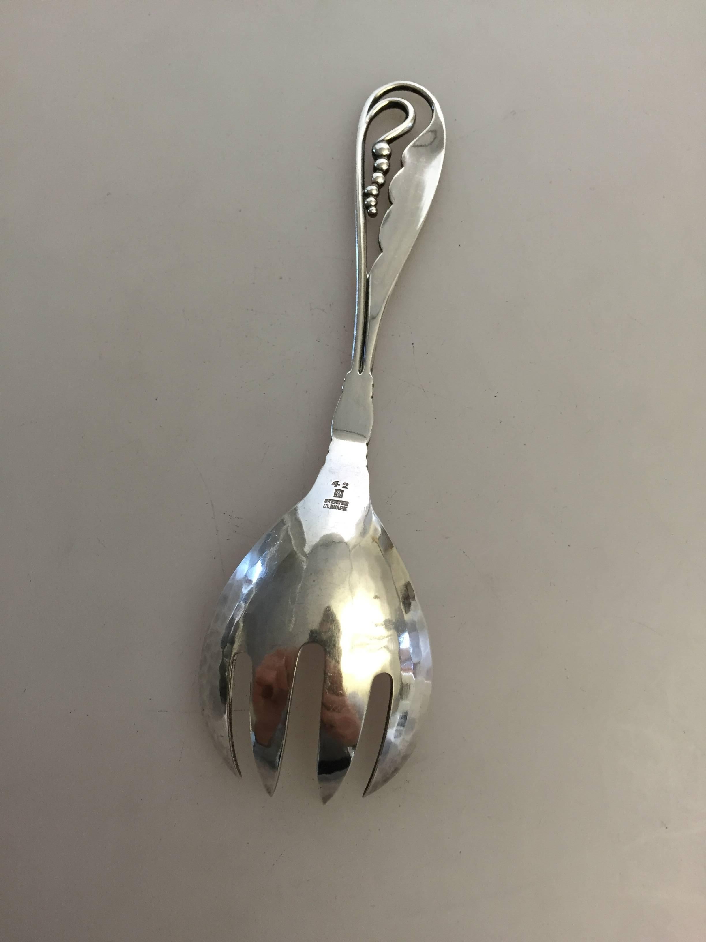 Georg Jensen Sterling Silver Serving Fork In Excellent Condition For Sale In Copenhagen, DK