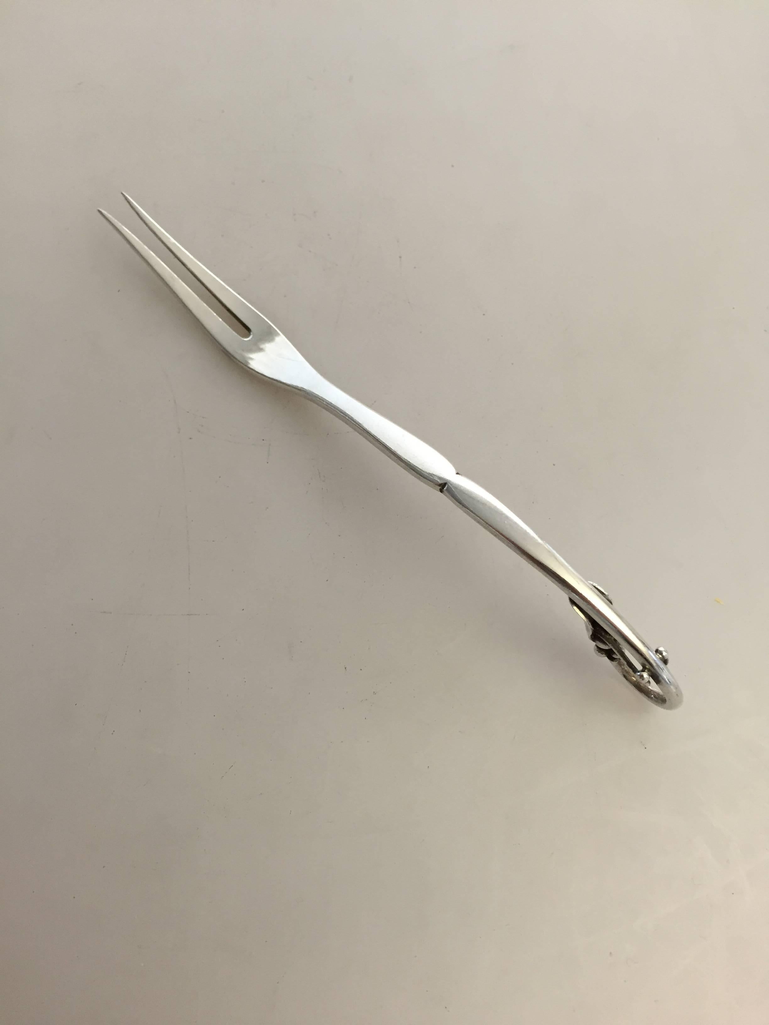 Georg Jensen Sterling Silver Ornamental Cocktail Fork #21 In Excellent Condition For Sale In Copenhagen, DK