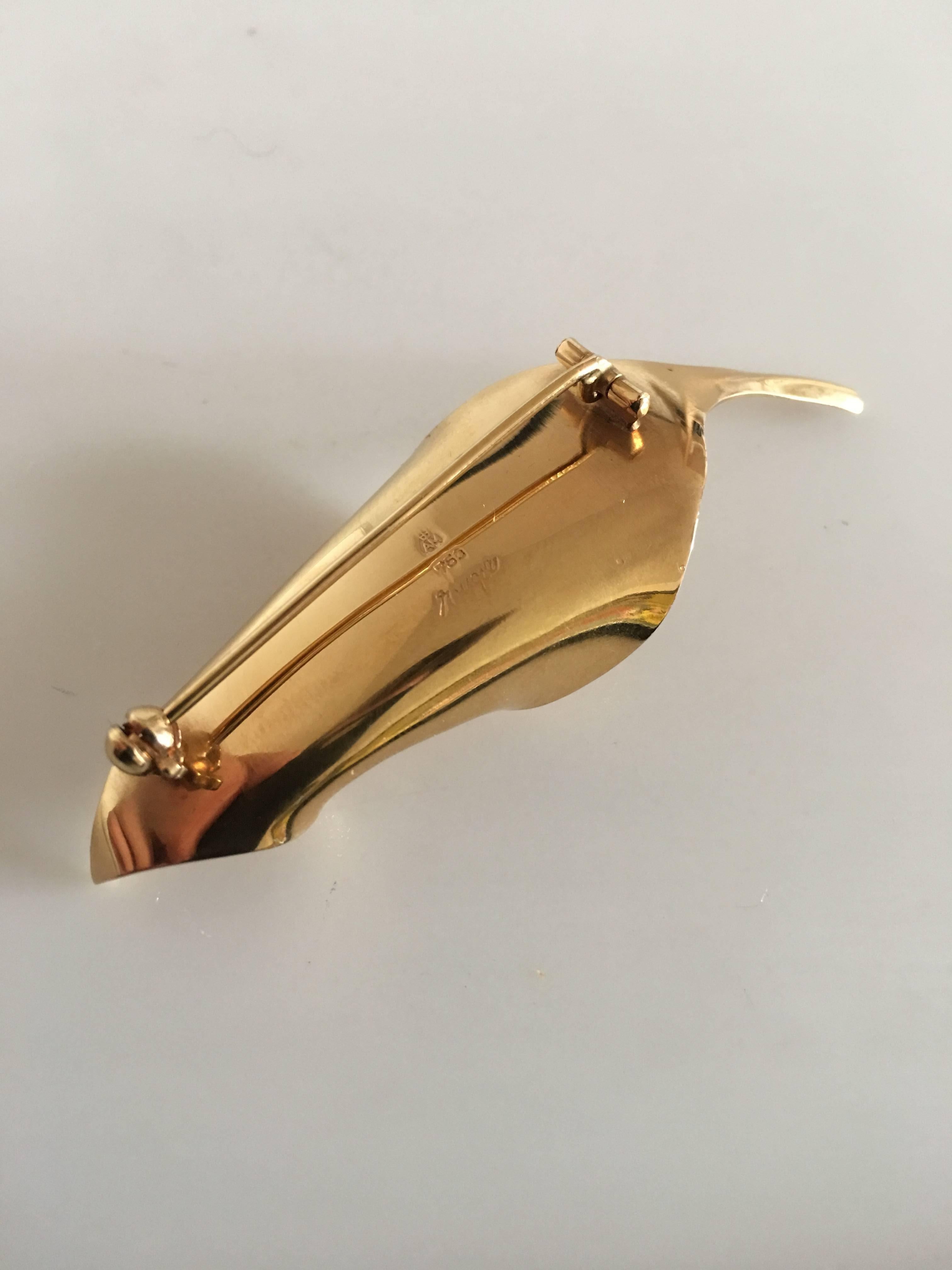 Estonian Anton Michelsen Leaf Shaped Brooch in 18-Karat Gold Designed by Gertrud Engel