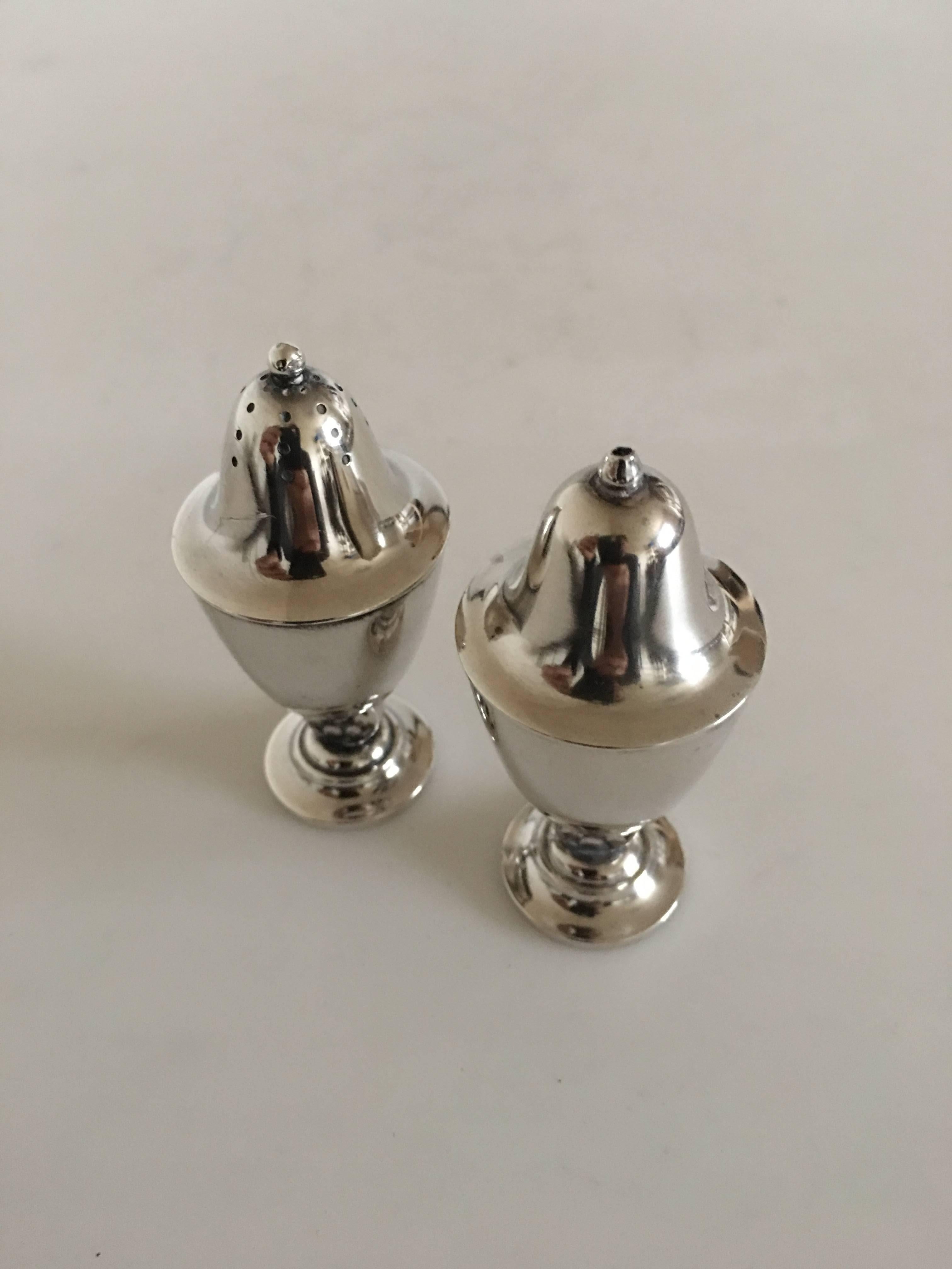 Georg Jensen sterling silver salt and pepper set #866. Measures: 7 cm H (2 3/4