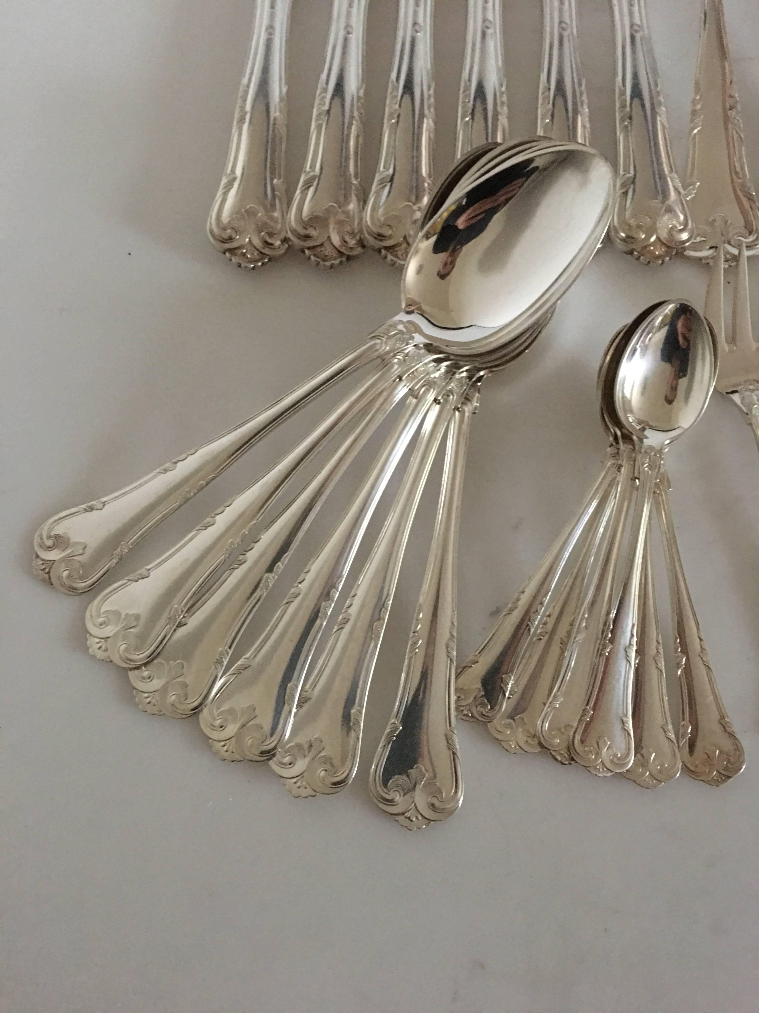 Hand-Crafted Herregaard Cohr Silver Flatware Set for Six People, 30 Pieces For Sale