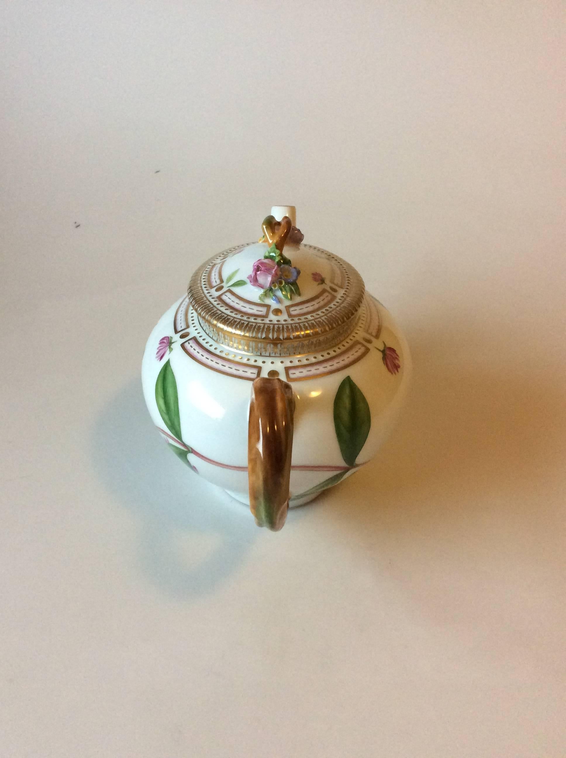 Danish Royal Copenhagen Flora Danica Tea Pot with Lid No. 3631 / 143