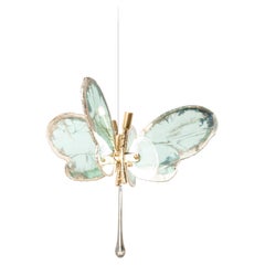 Zeitgenössische Schmetterlings-Pendelleuchte 40, Kunstglas versilbert, Jadefarbe, Messing   